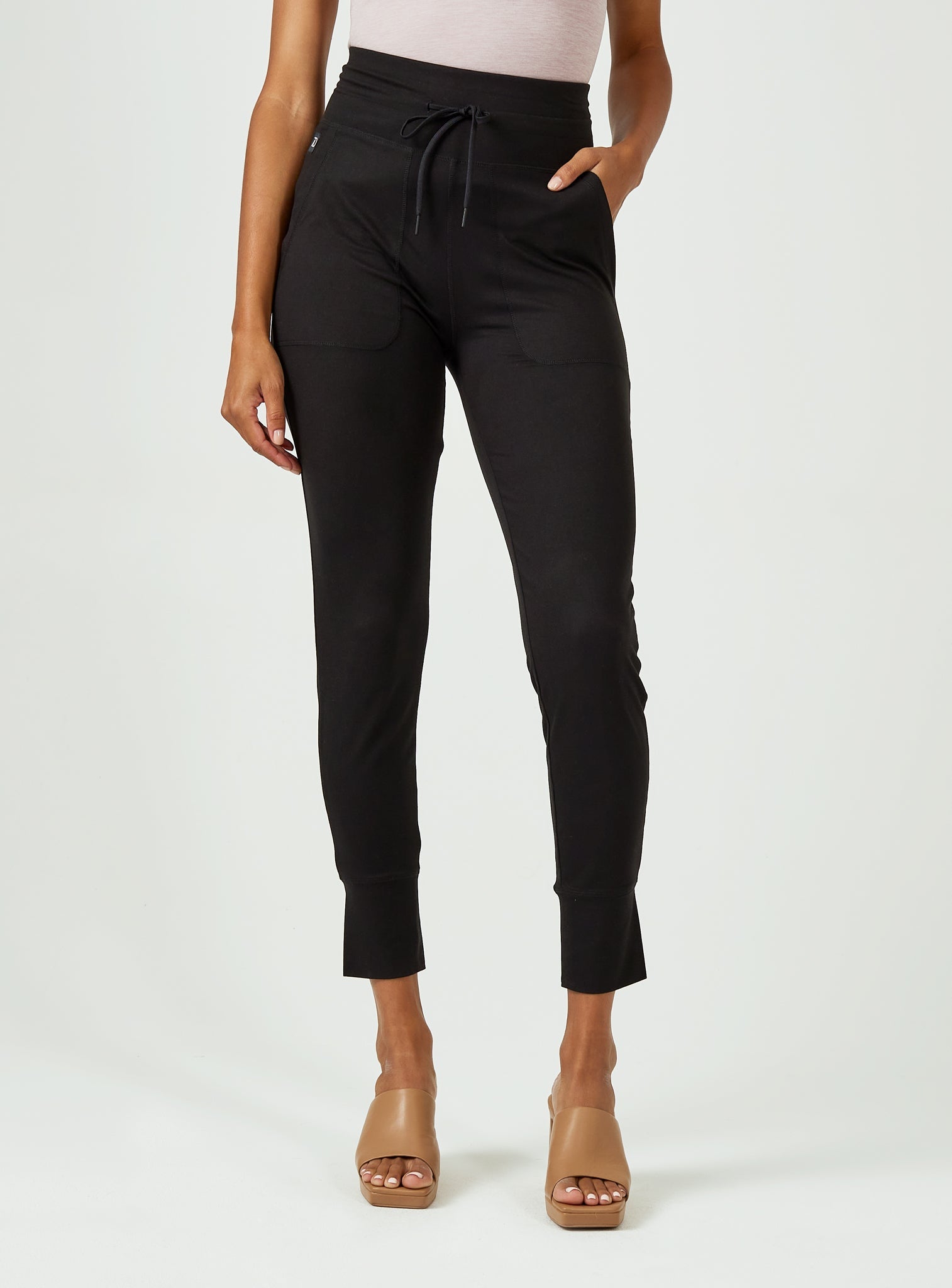 black-3000