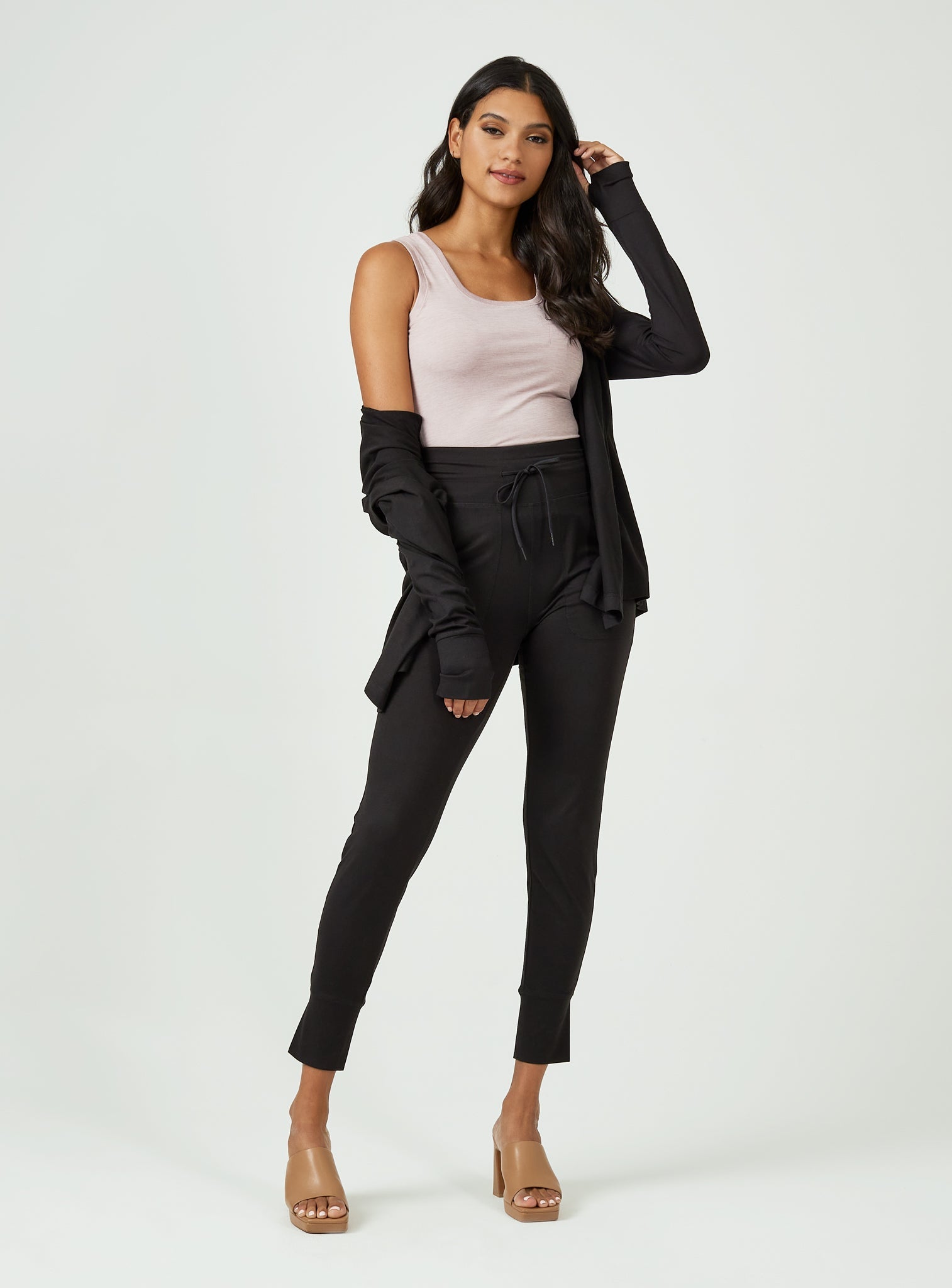 black-3000