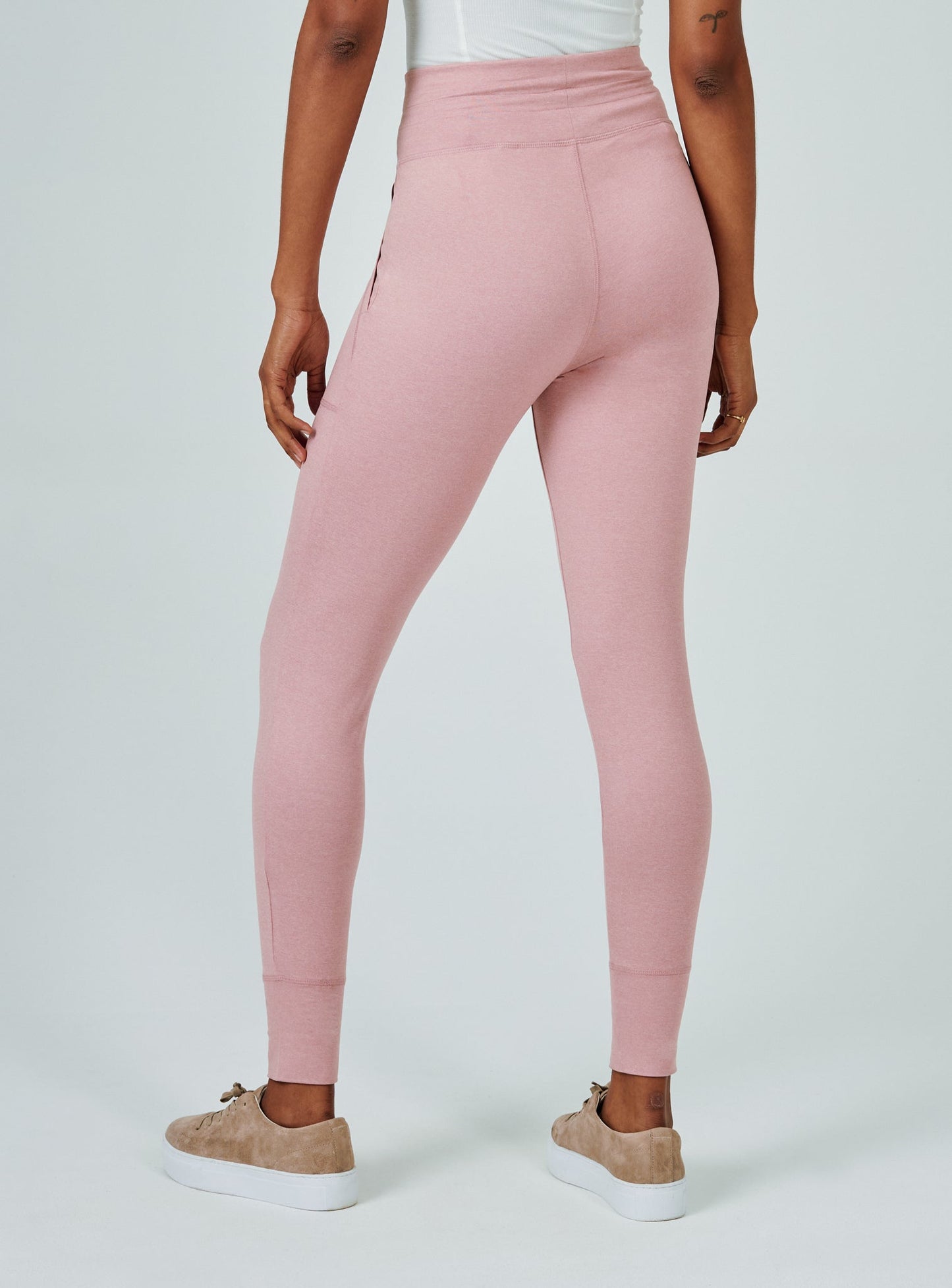 heather-chai-3000