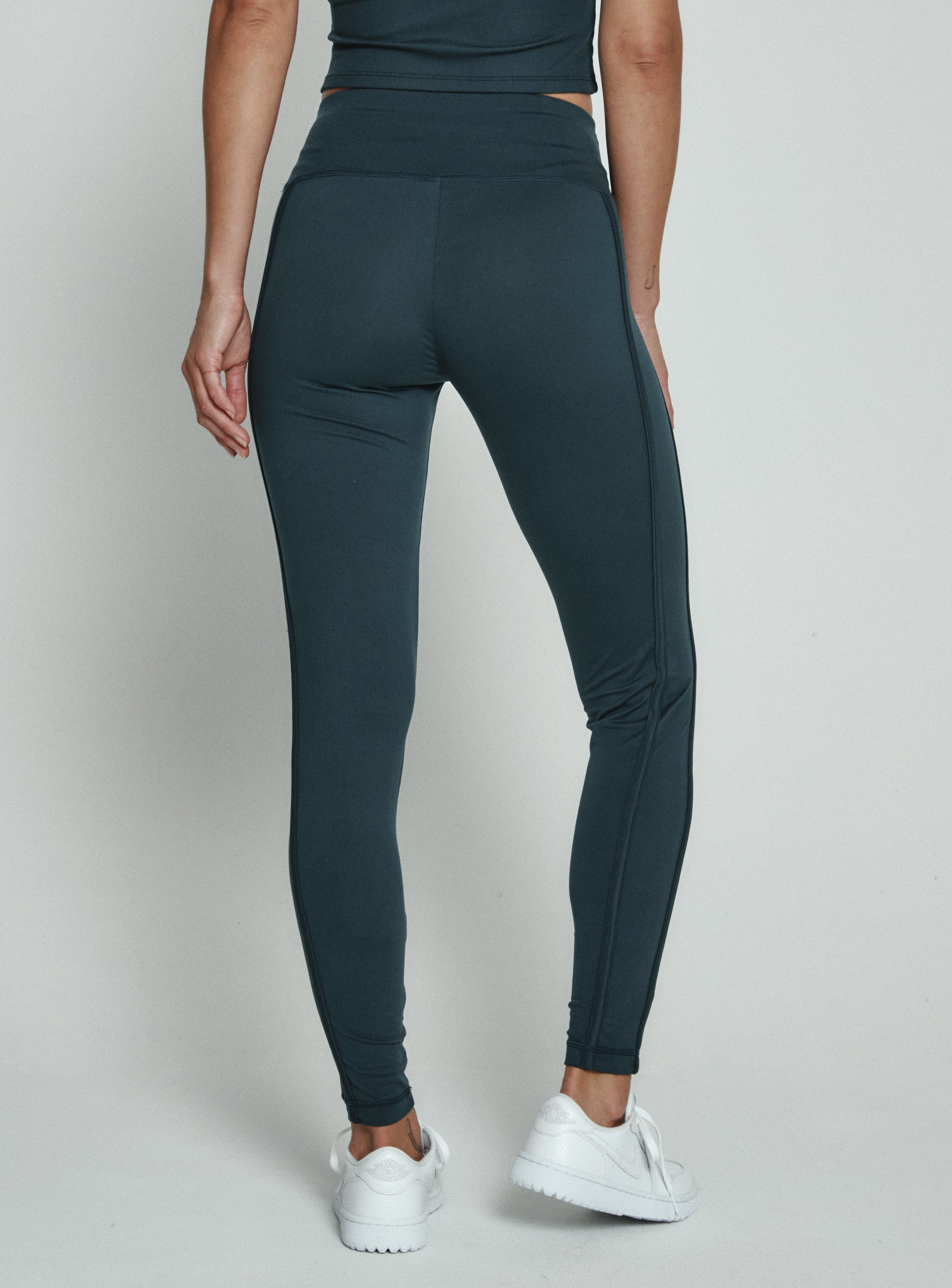 deep-teal-3001