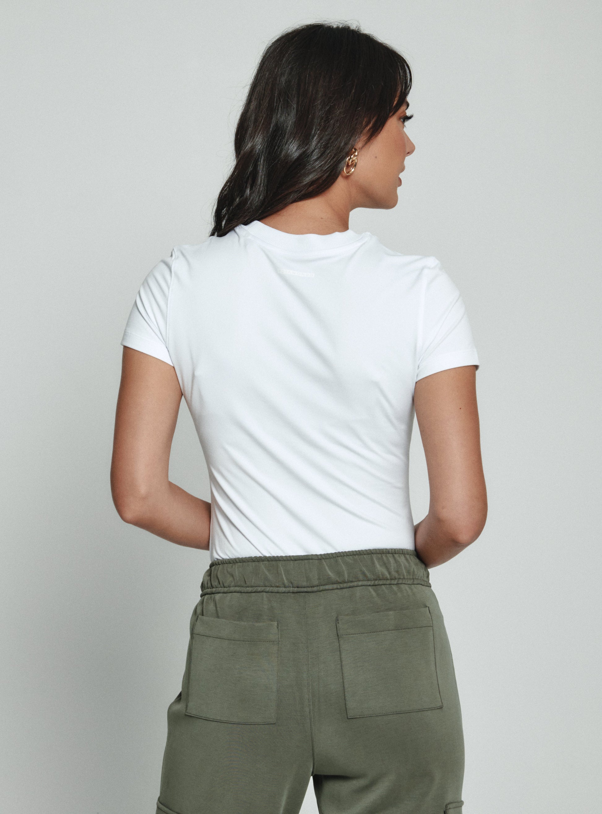 white-1001
