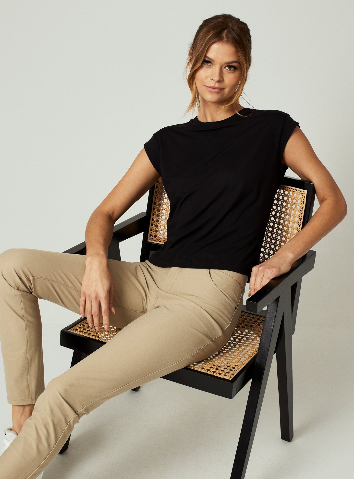 black-1004