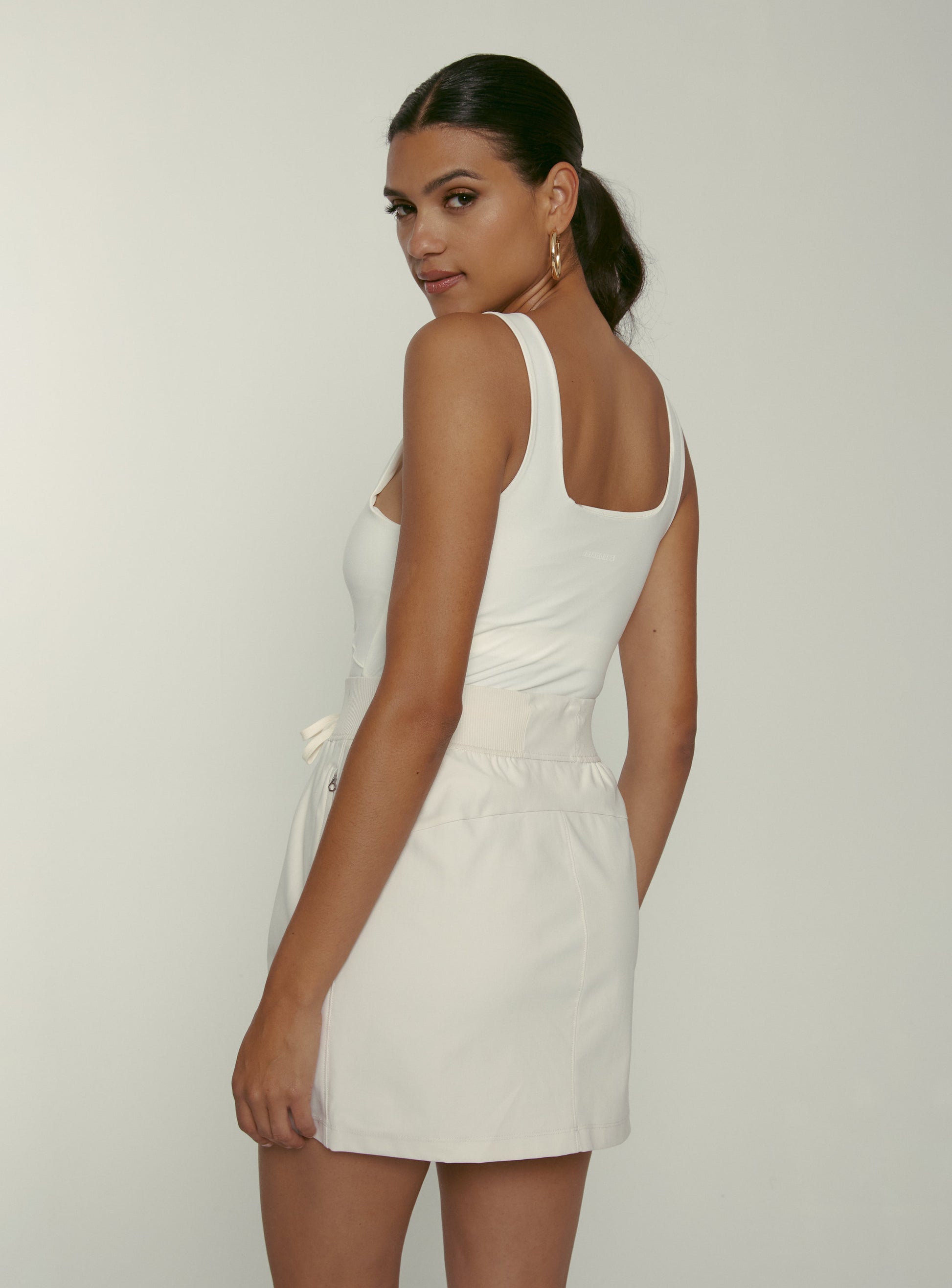 ivory-1008