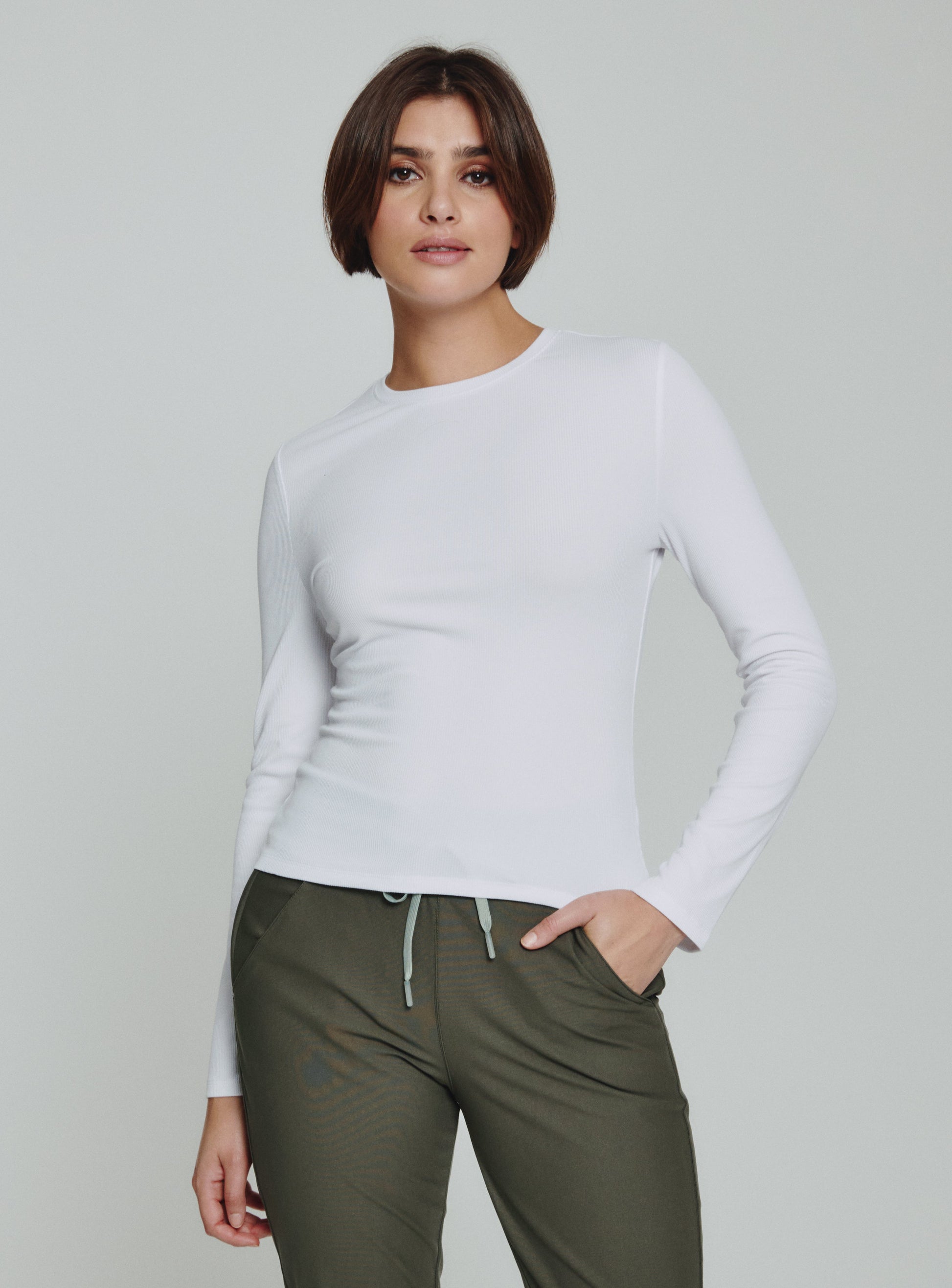 white-1016