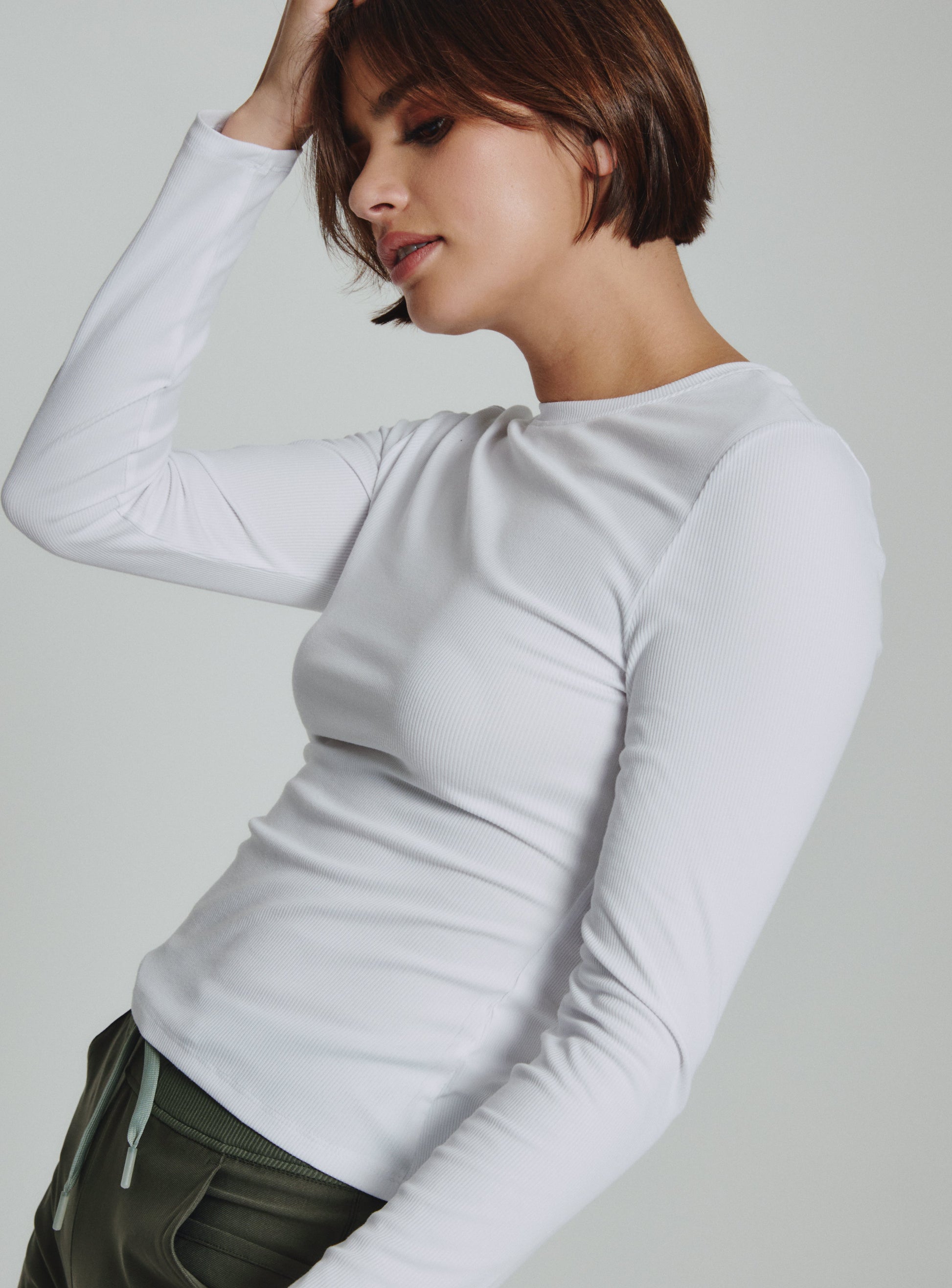 white-1016