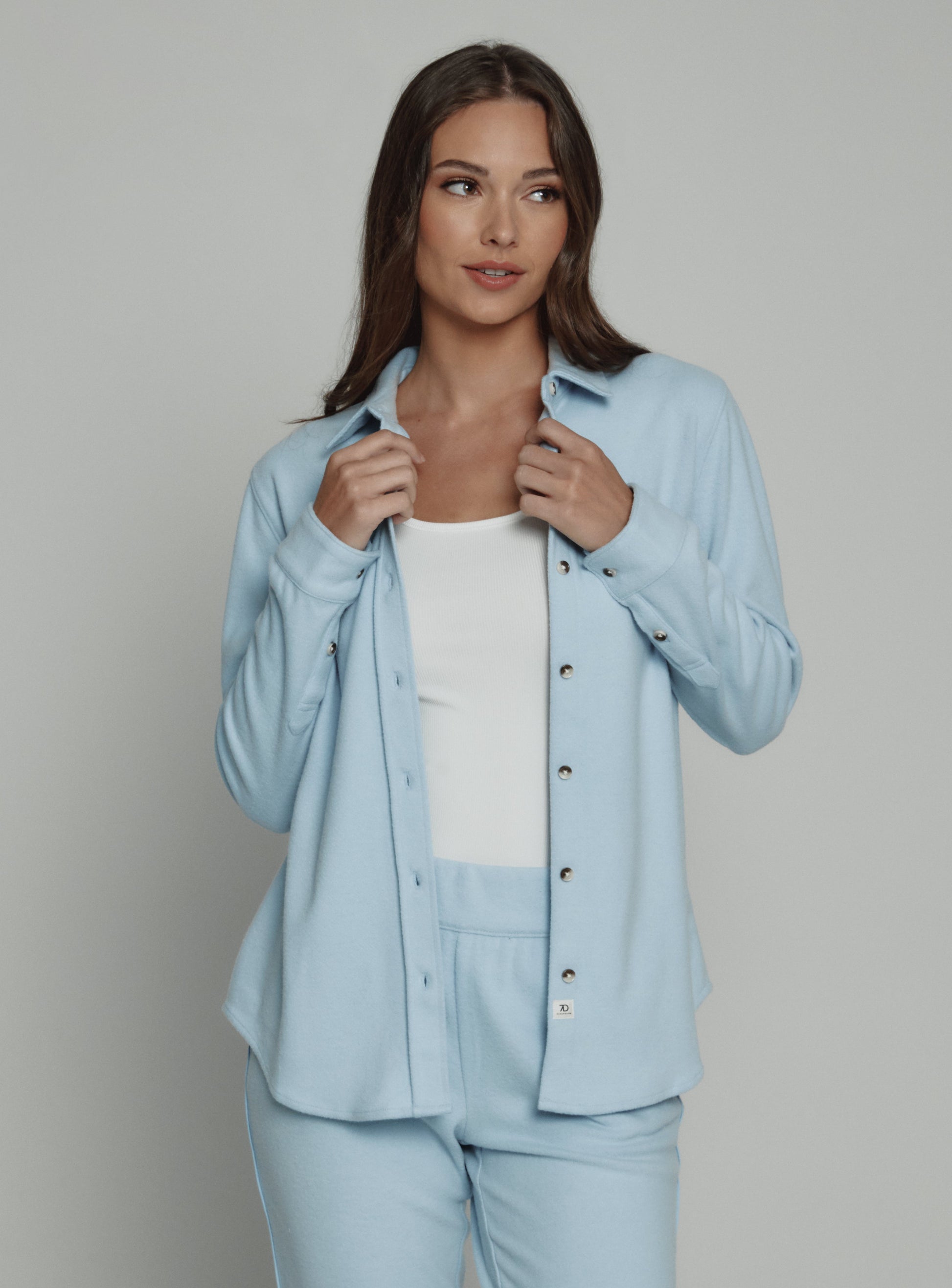 light-blue-6000