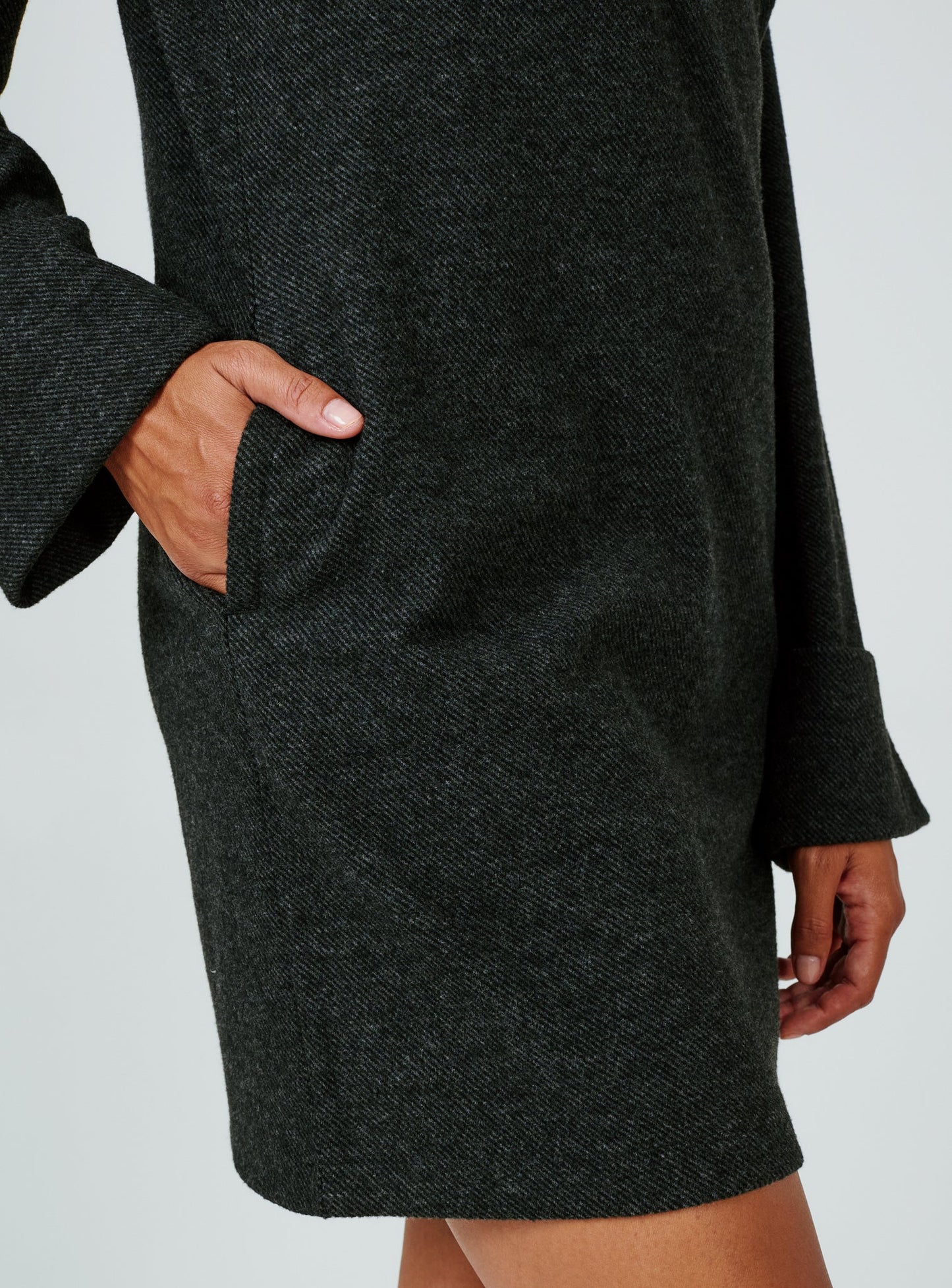 charcoal-8000