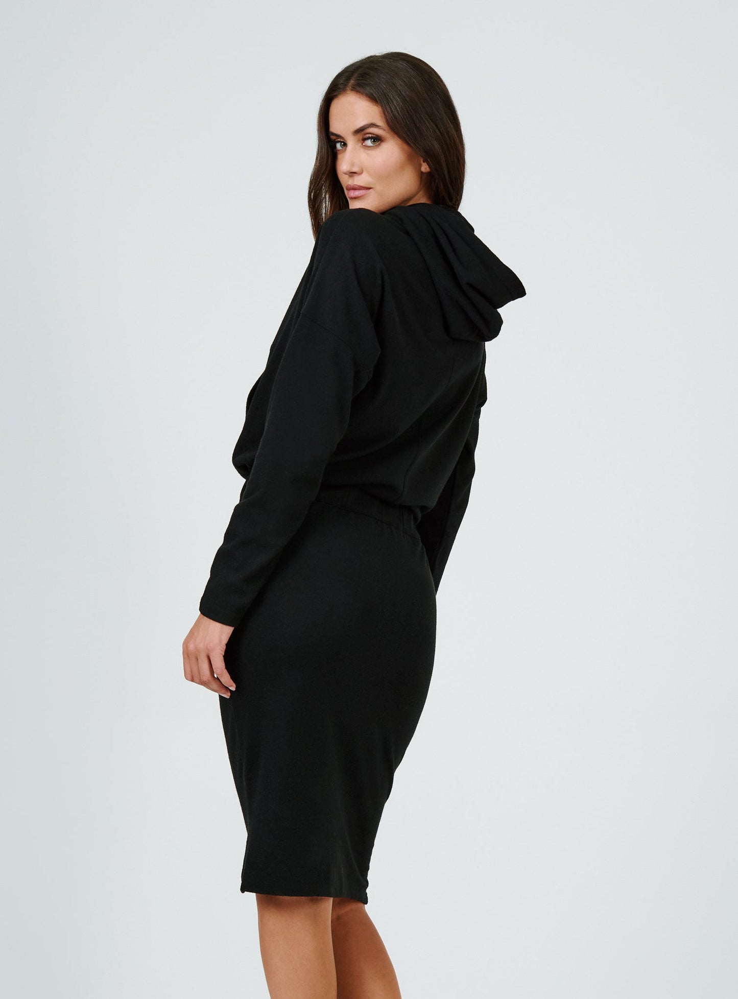black-8001