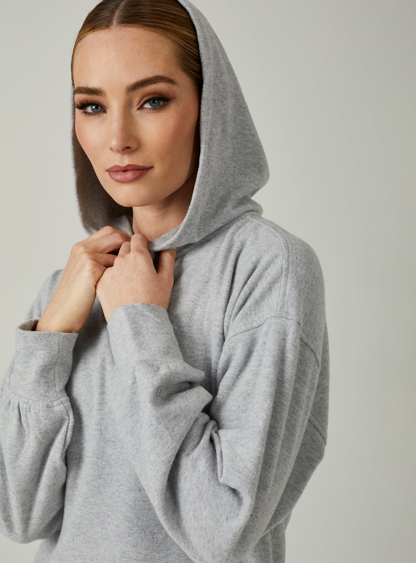 grey-4002