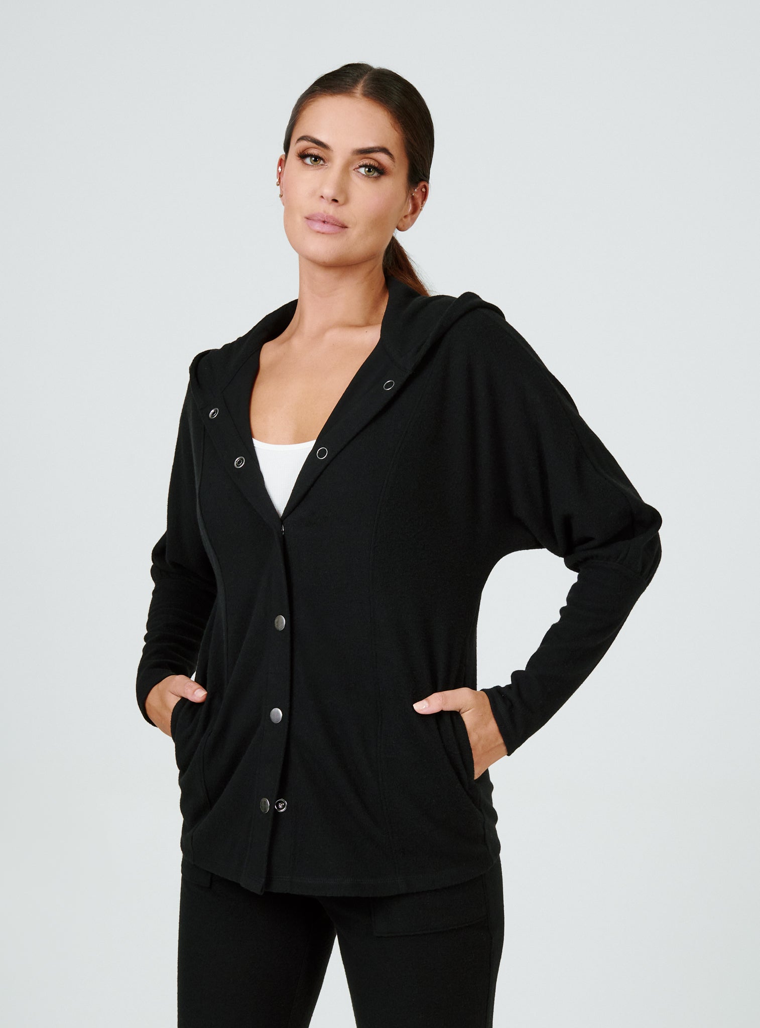 black-4004