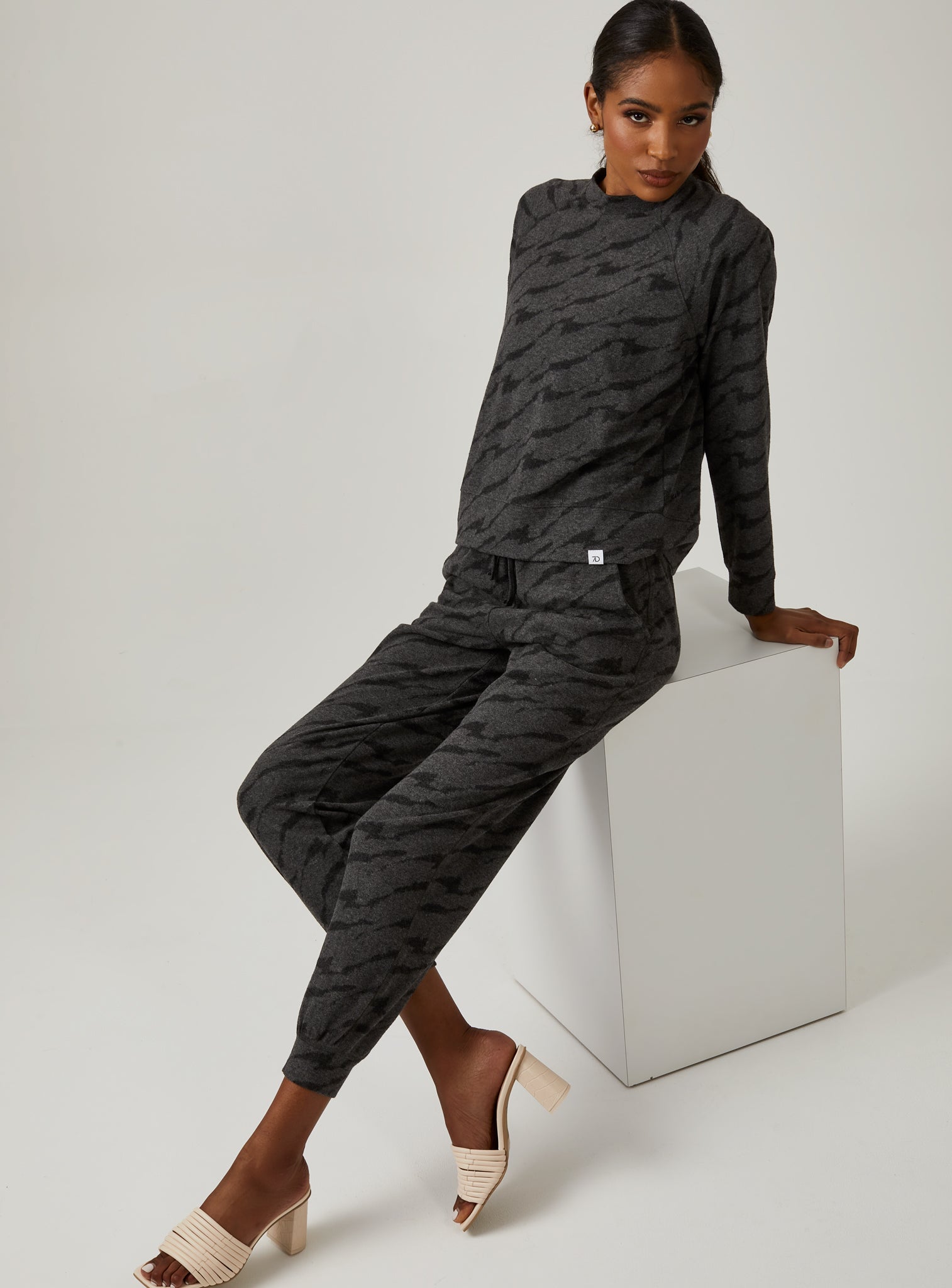 charcoal-5001