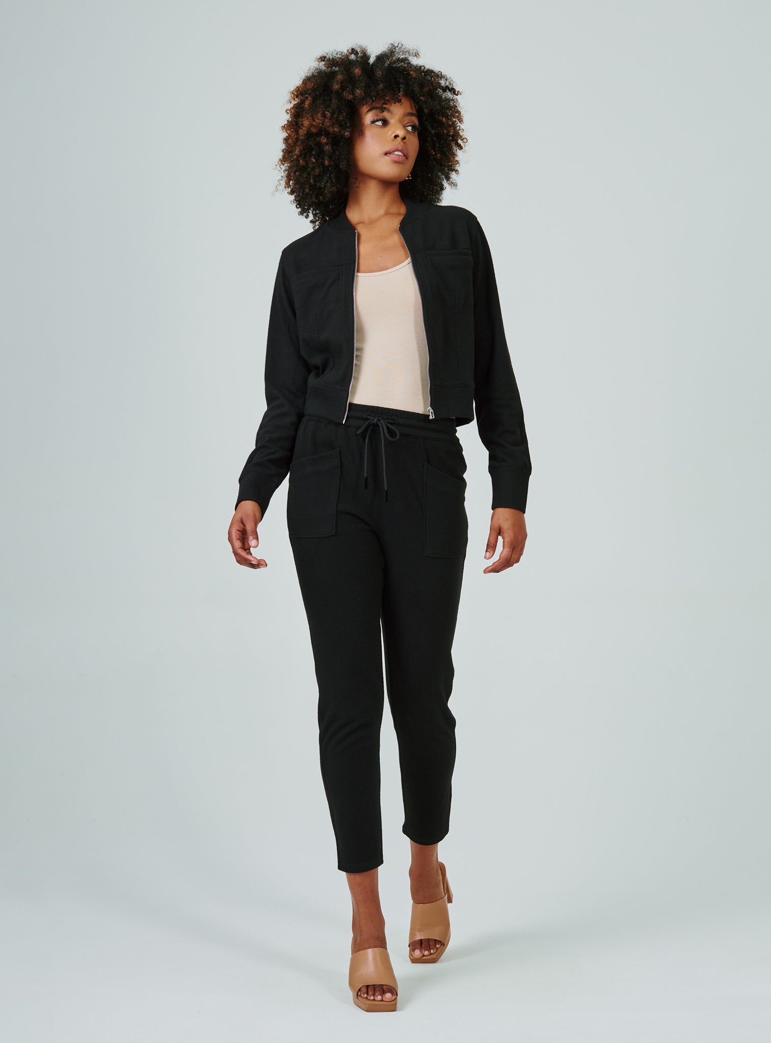 black-1000
