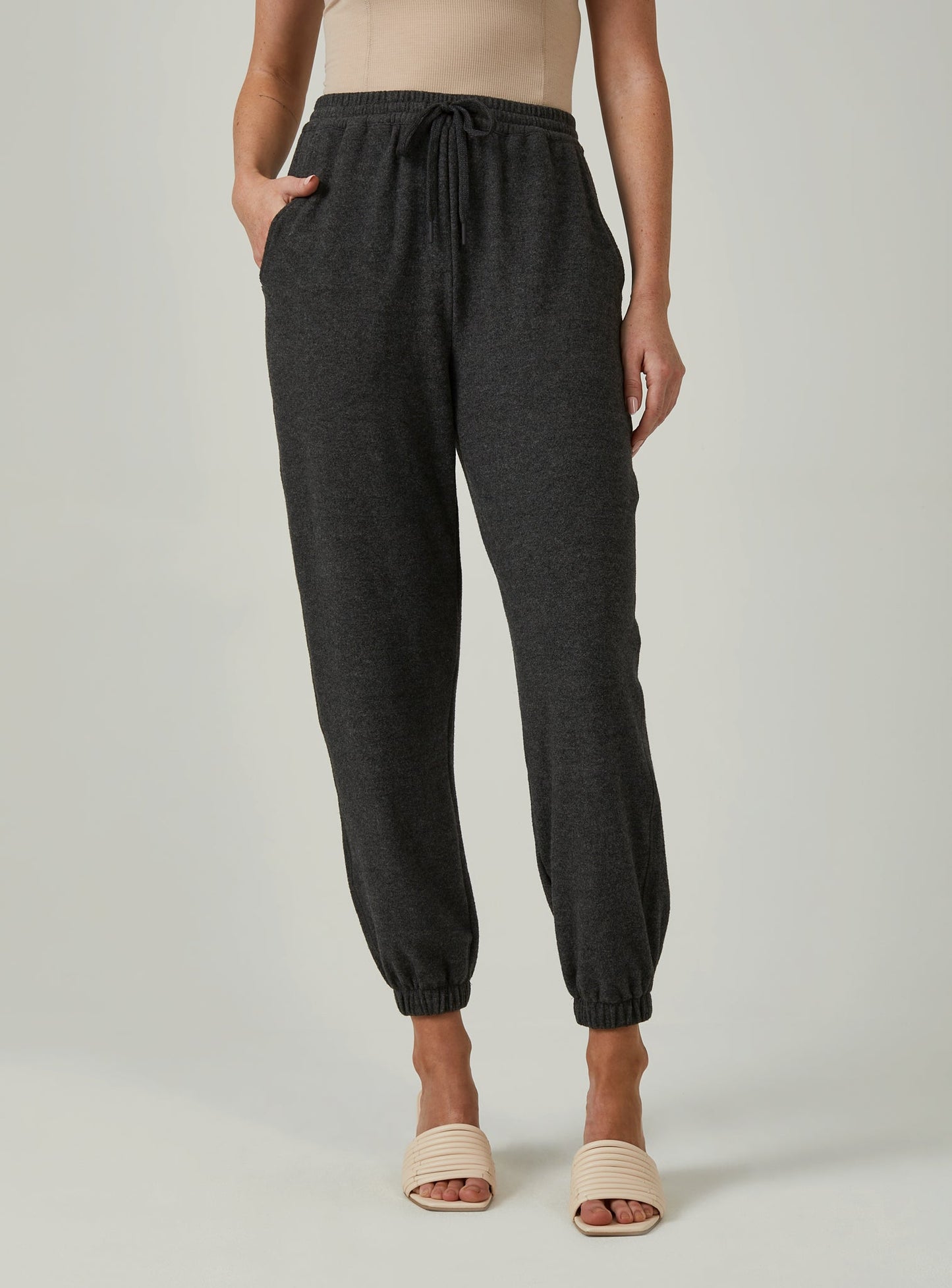 charcoal-3002