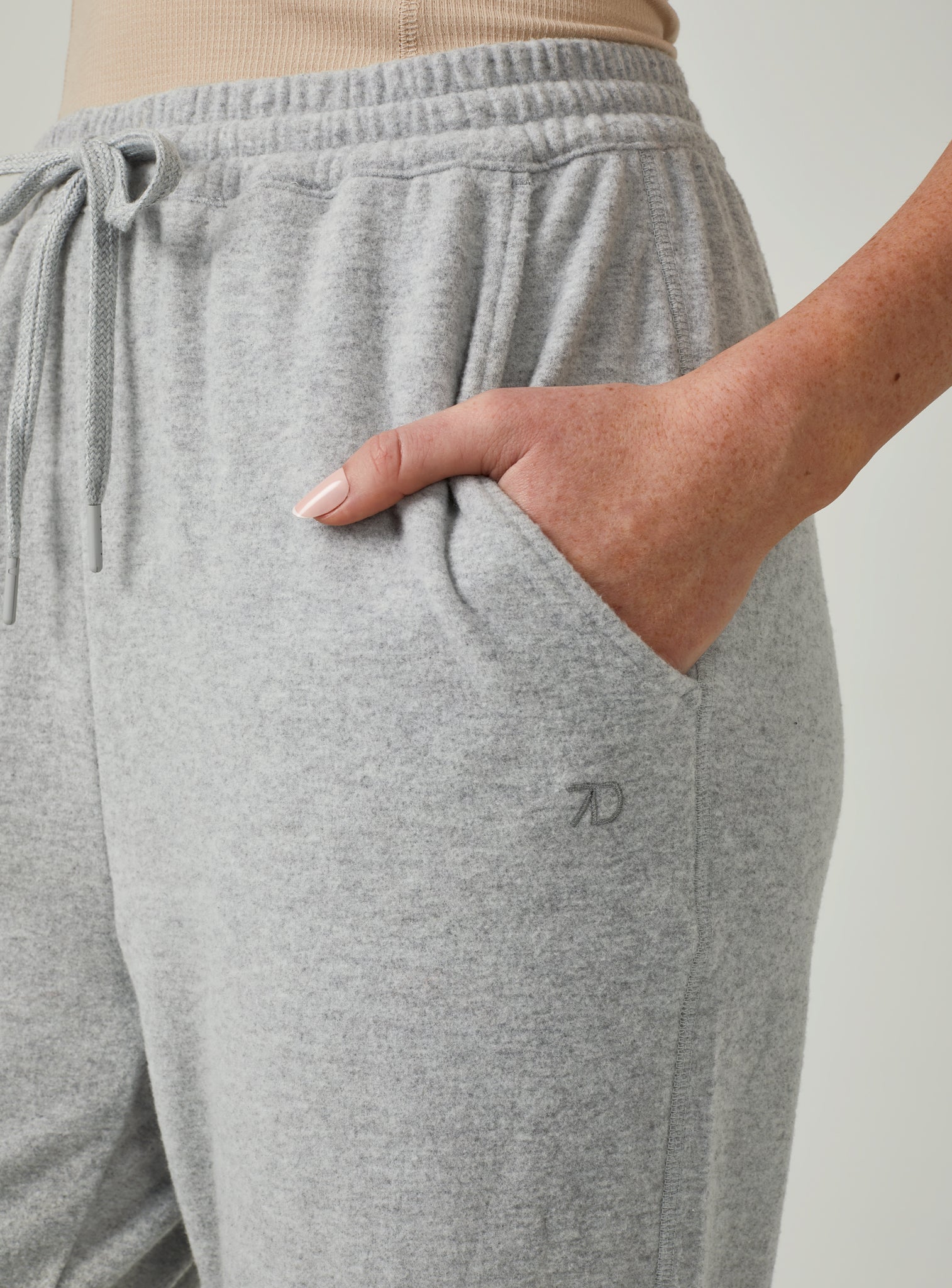 grey-3002