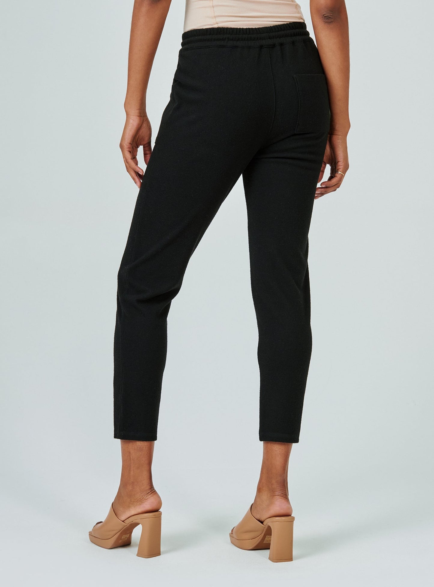 black-3003
