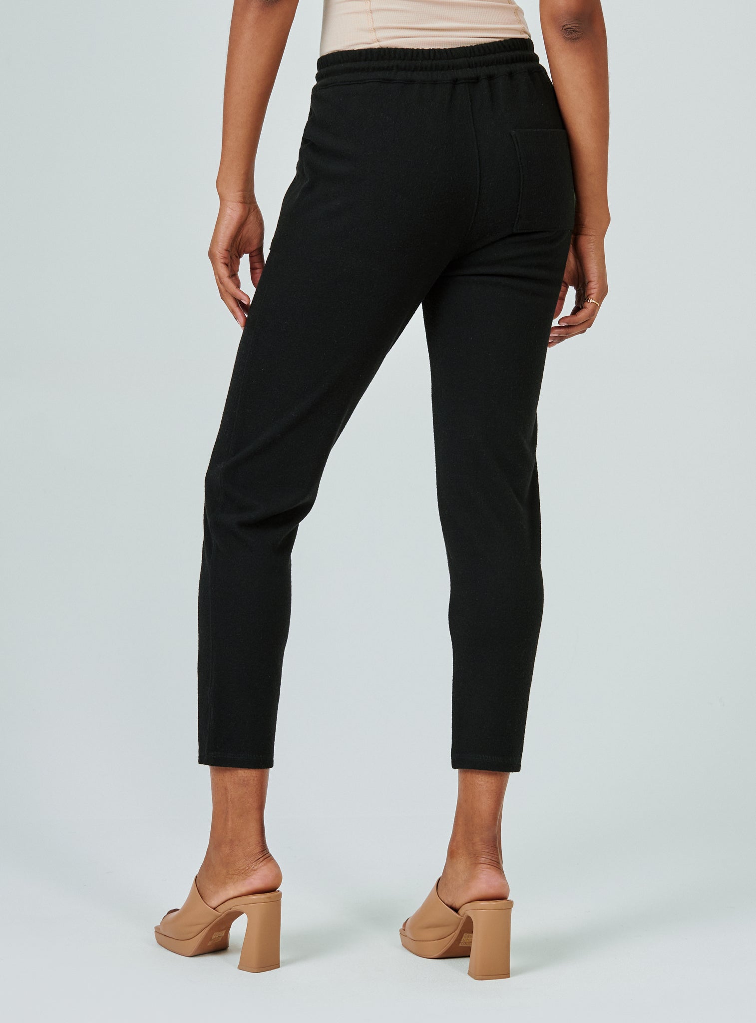 black-3003