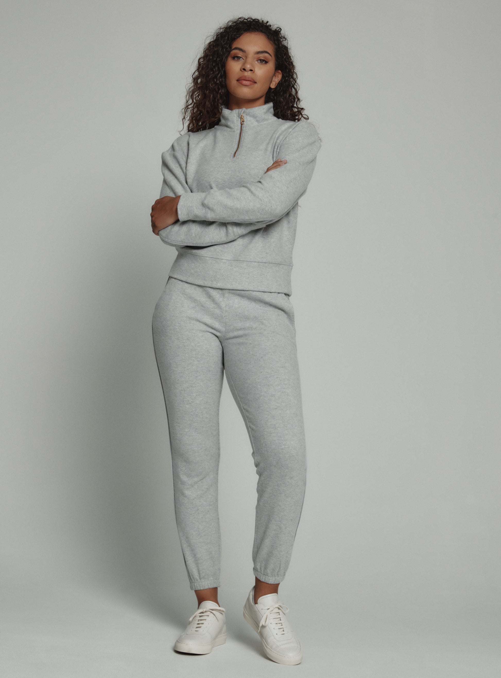 light-grey-7002