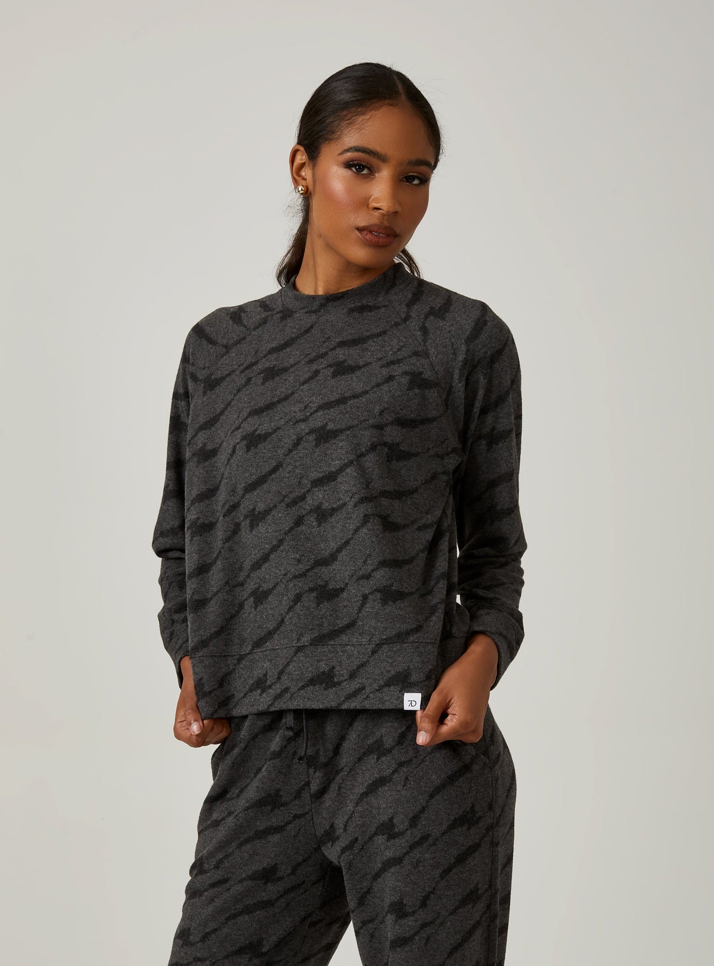 charcoal-7005