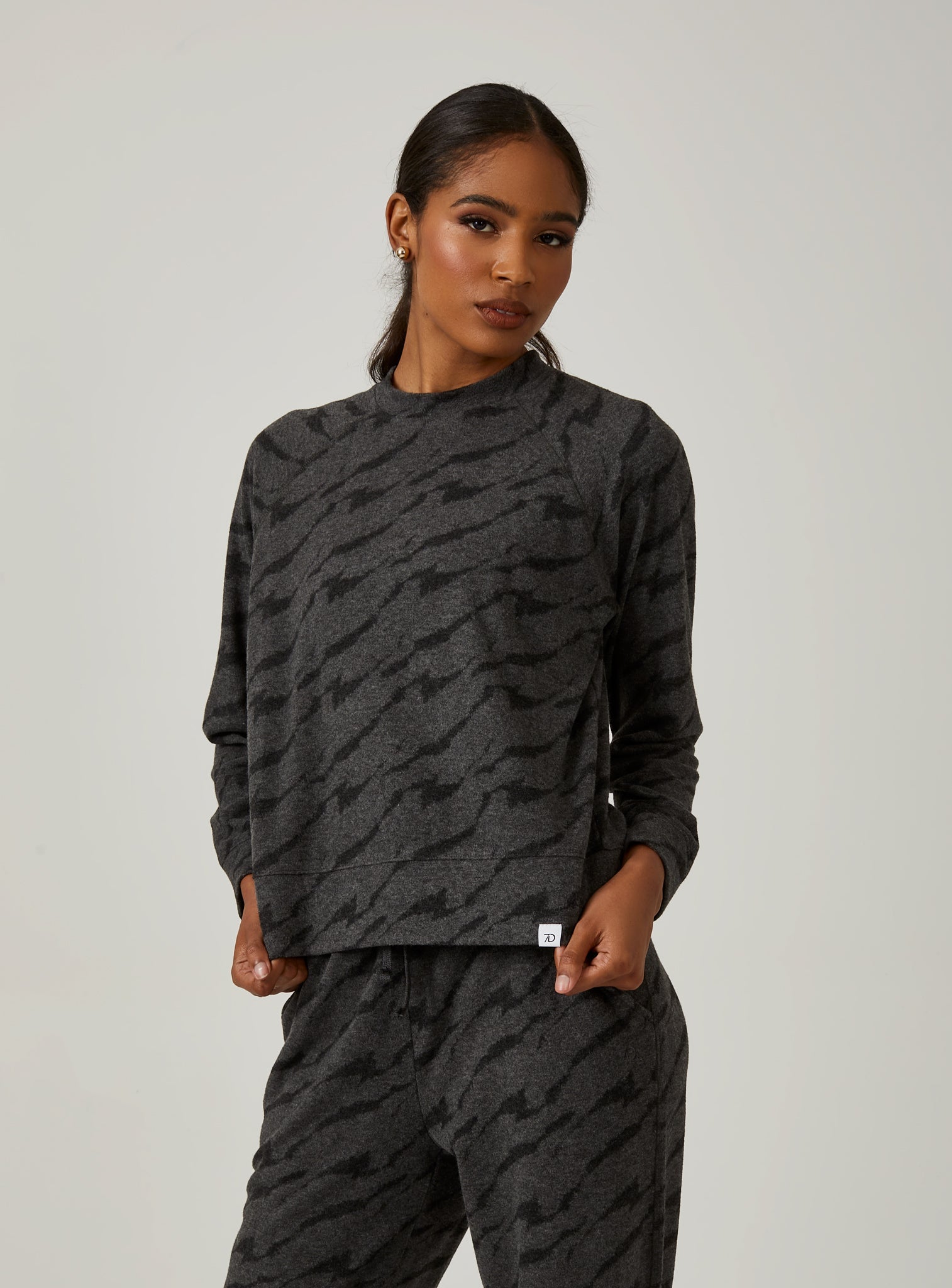 charcoal-7005