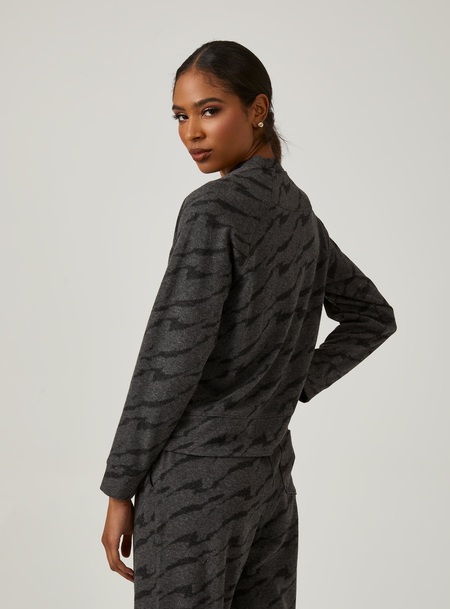 charcoal-7005