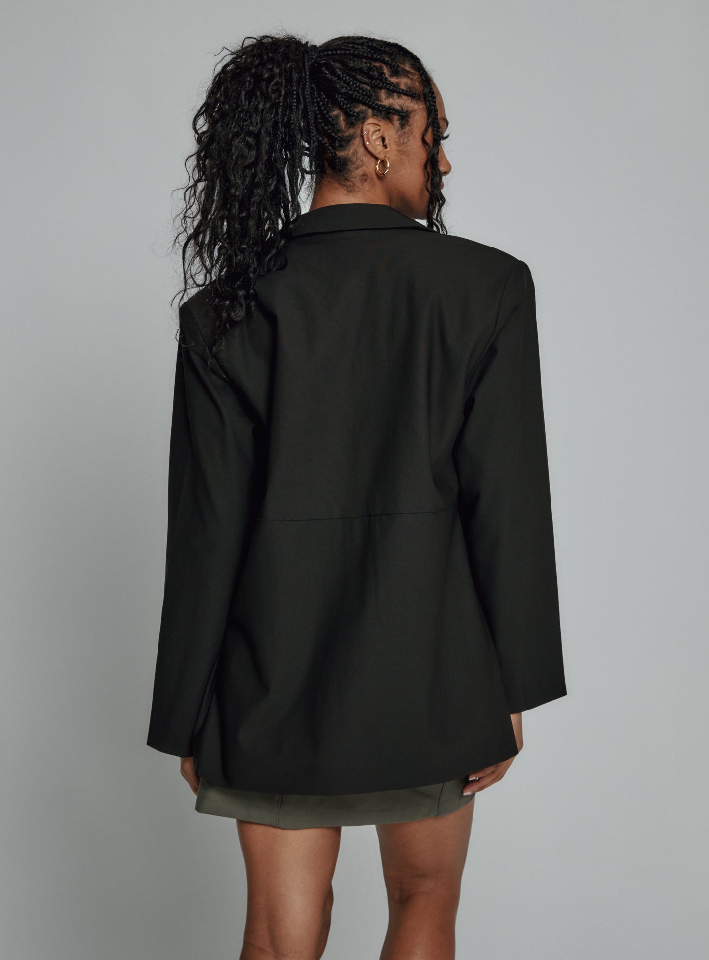 black-1002