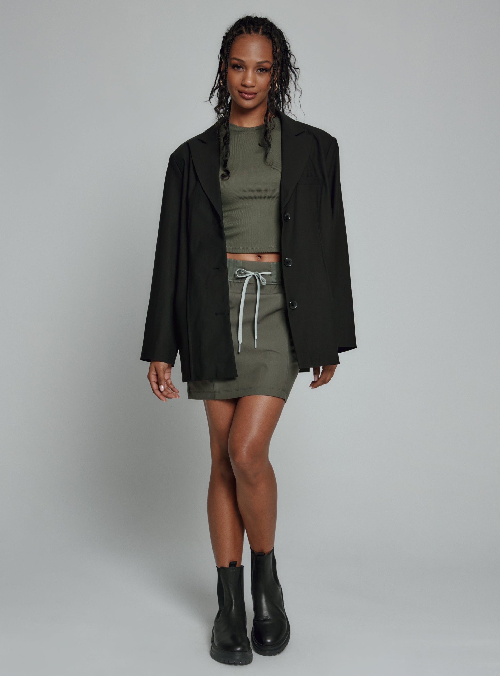 black-1002