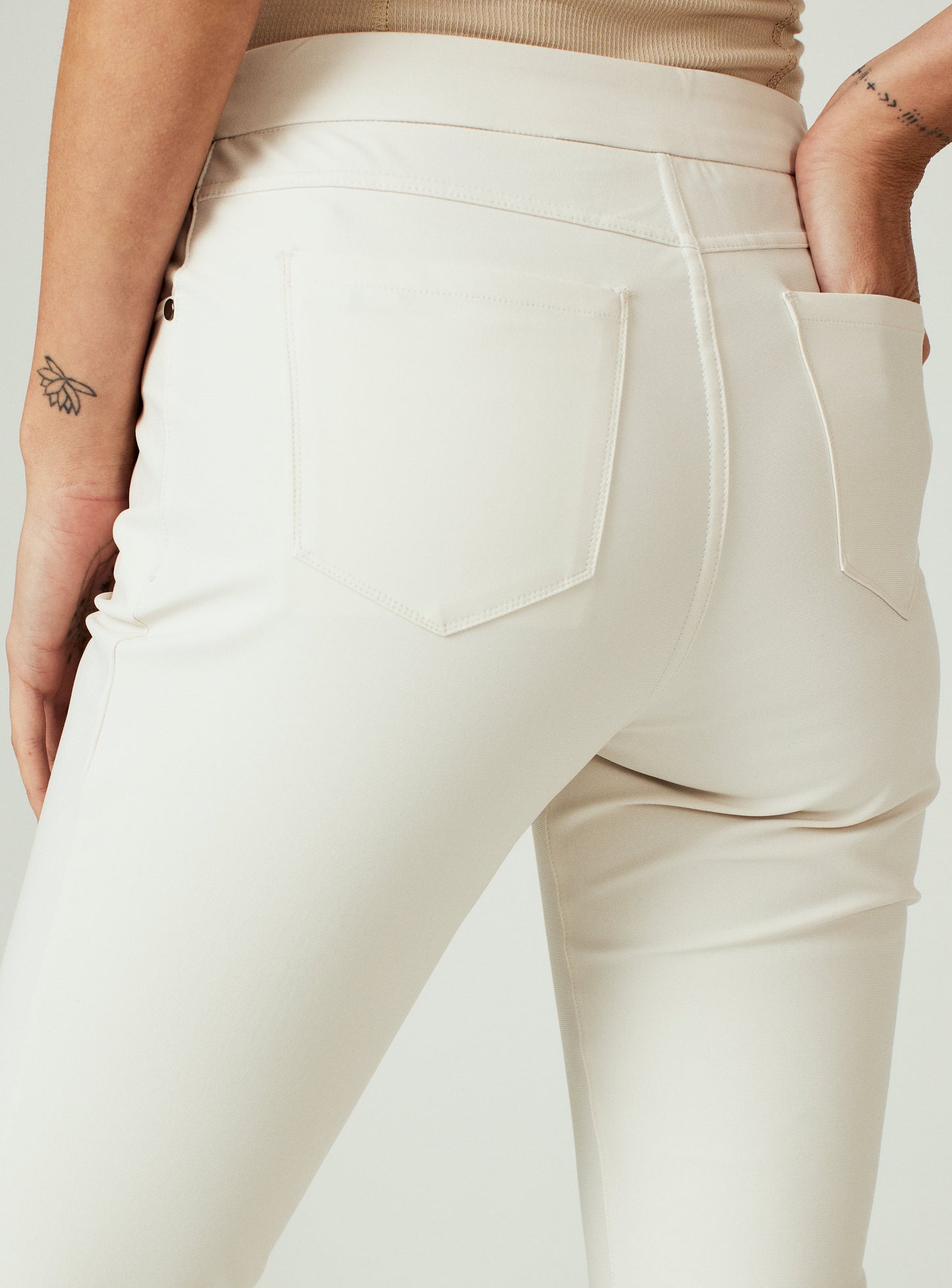 soft-white-3000
