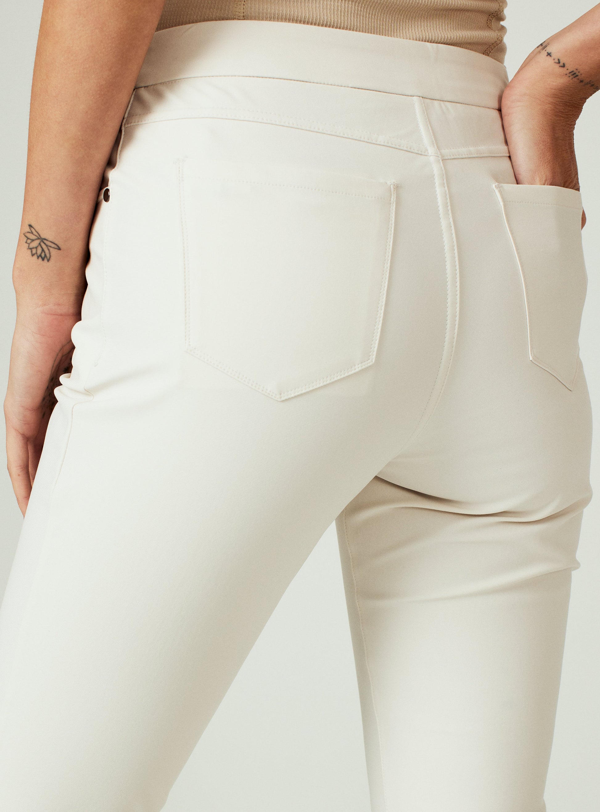 soft-white-3000