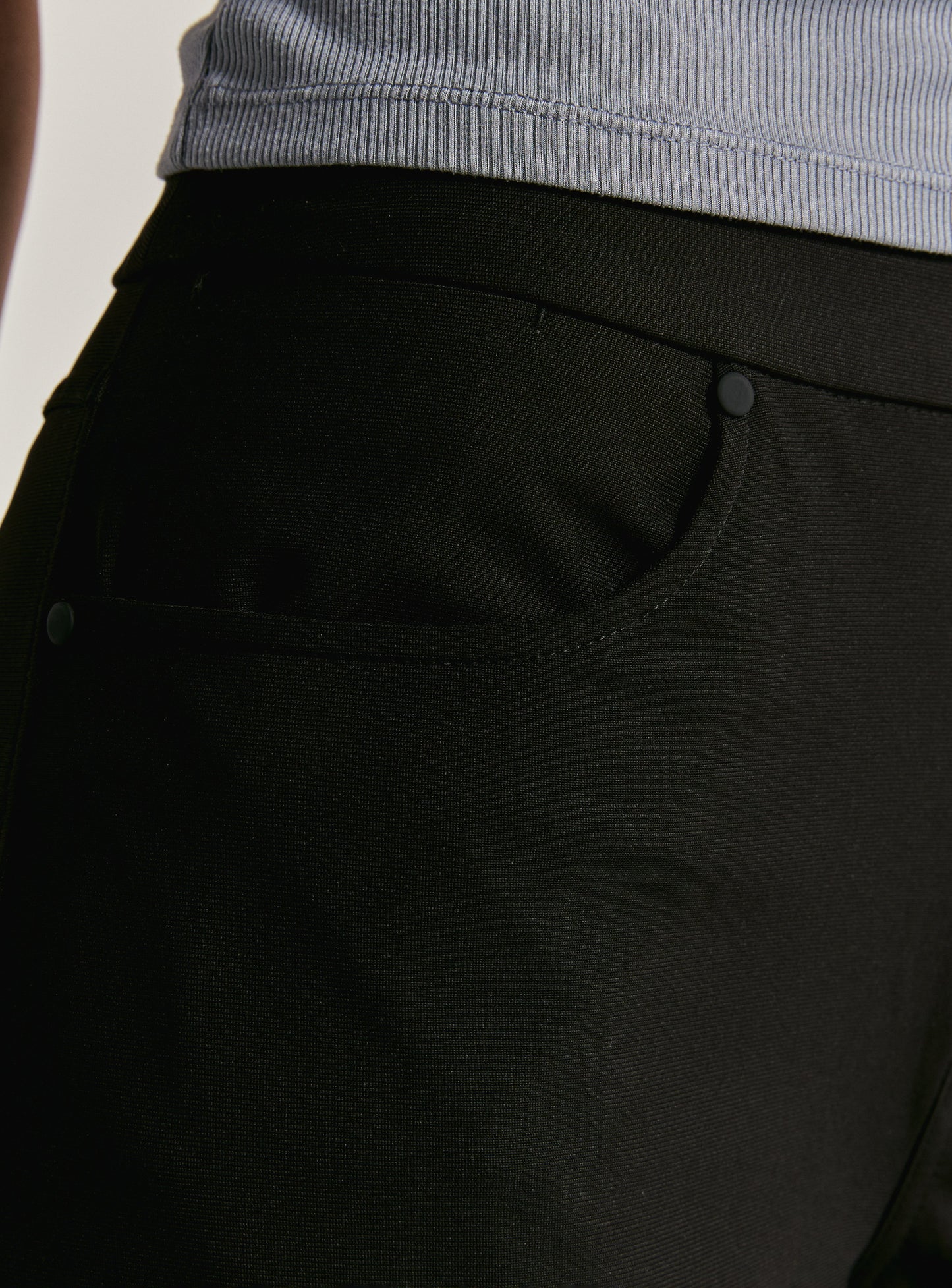 black-3011