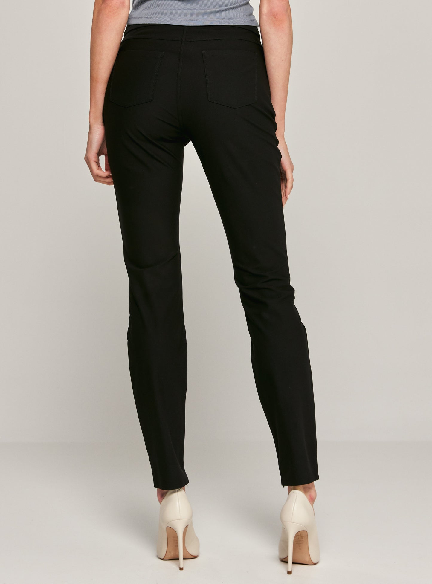 black-3011