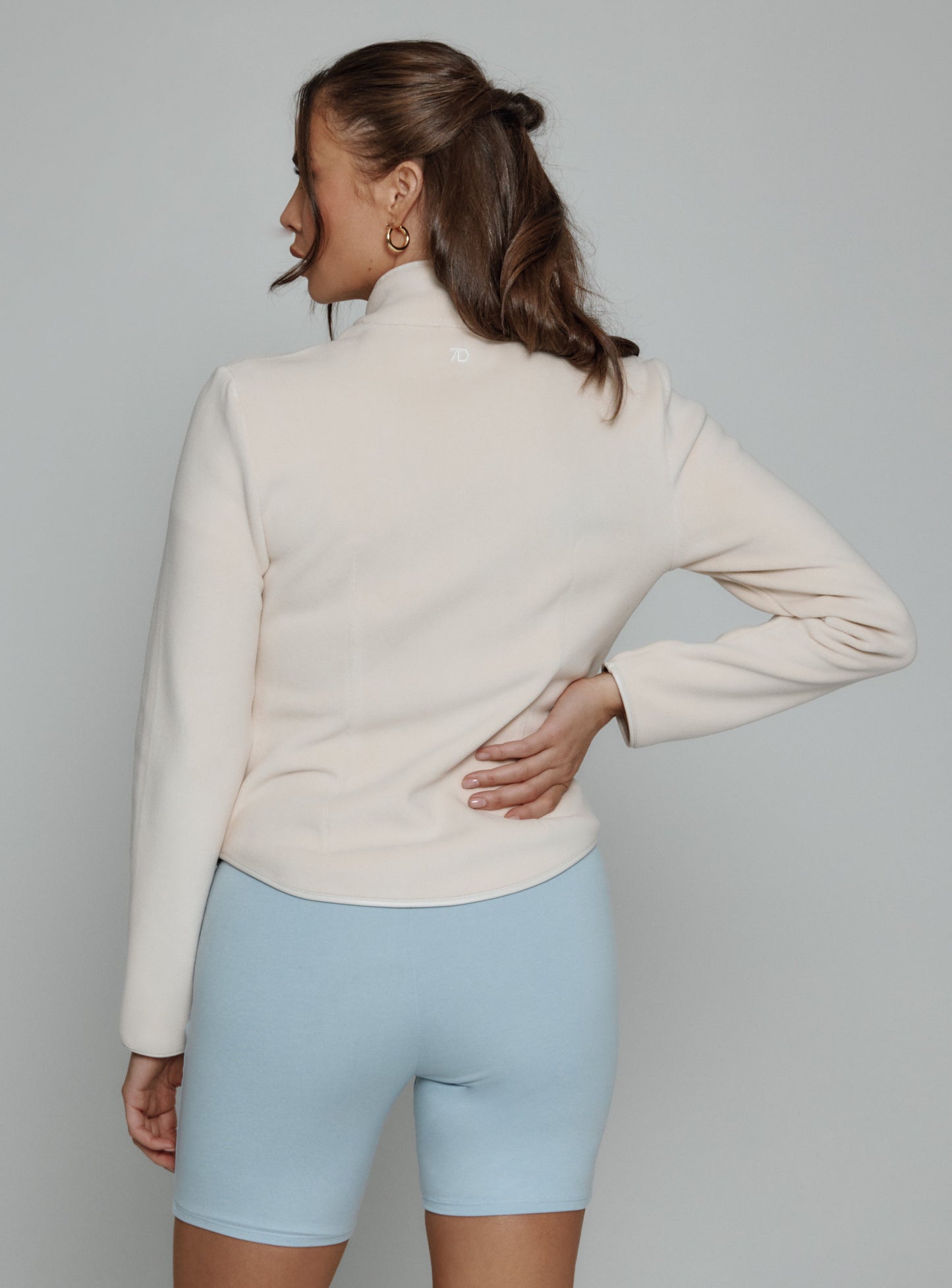 ivory-9032