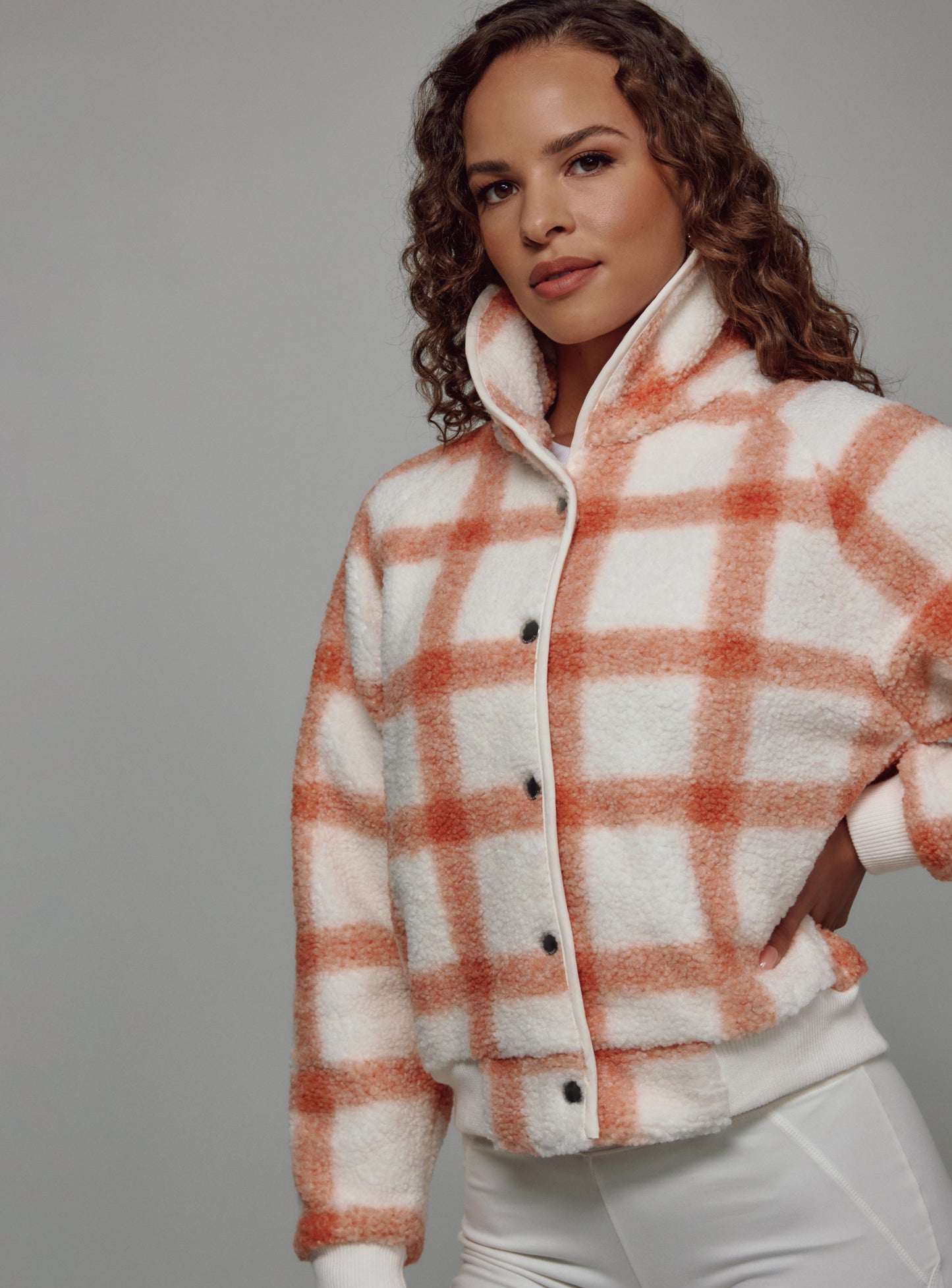soft-orange-9006