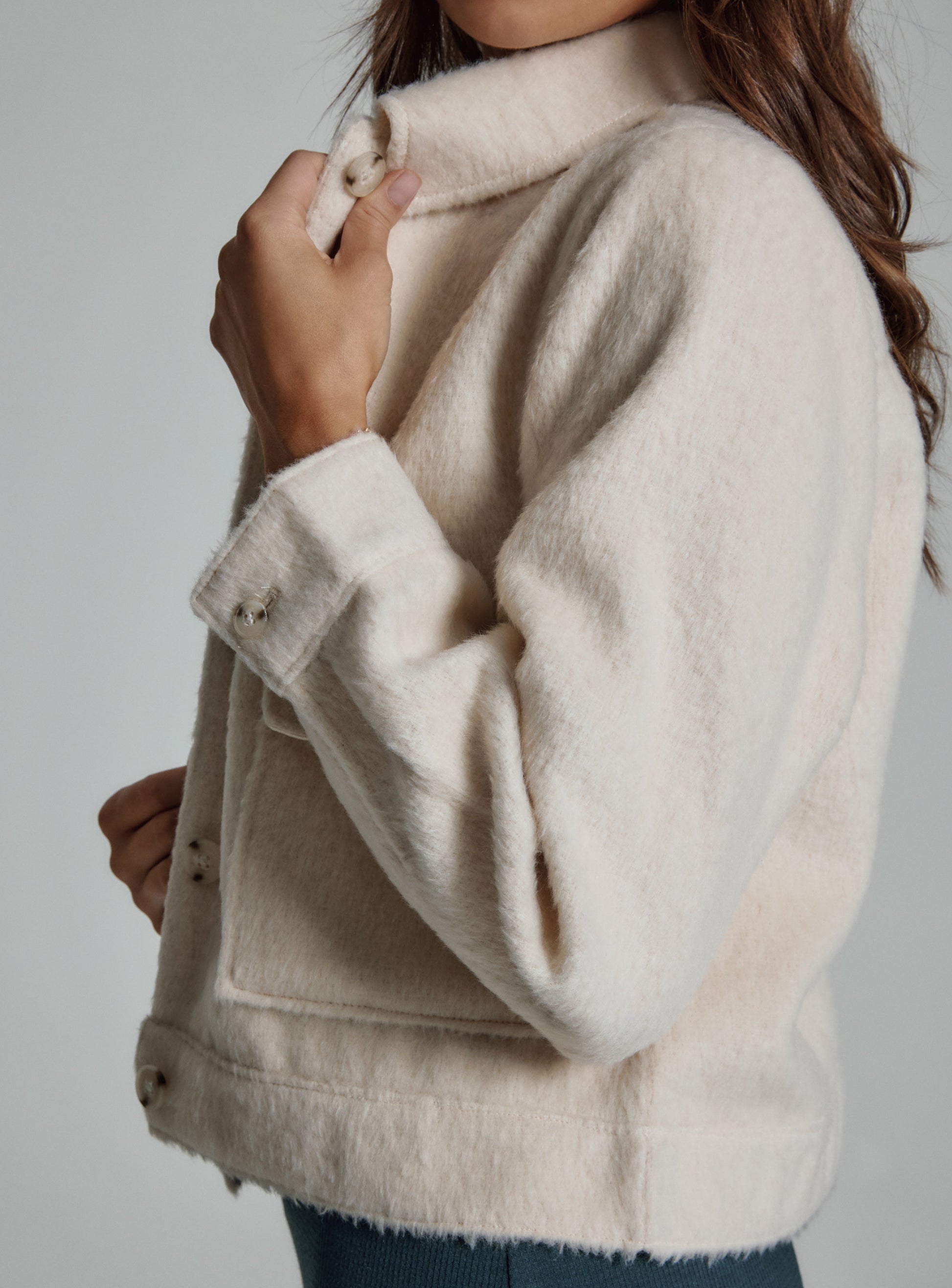 ivory-9029