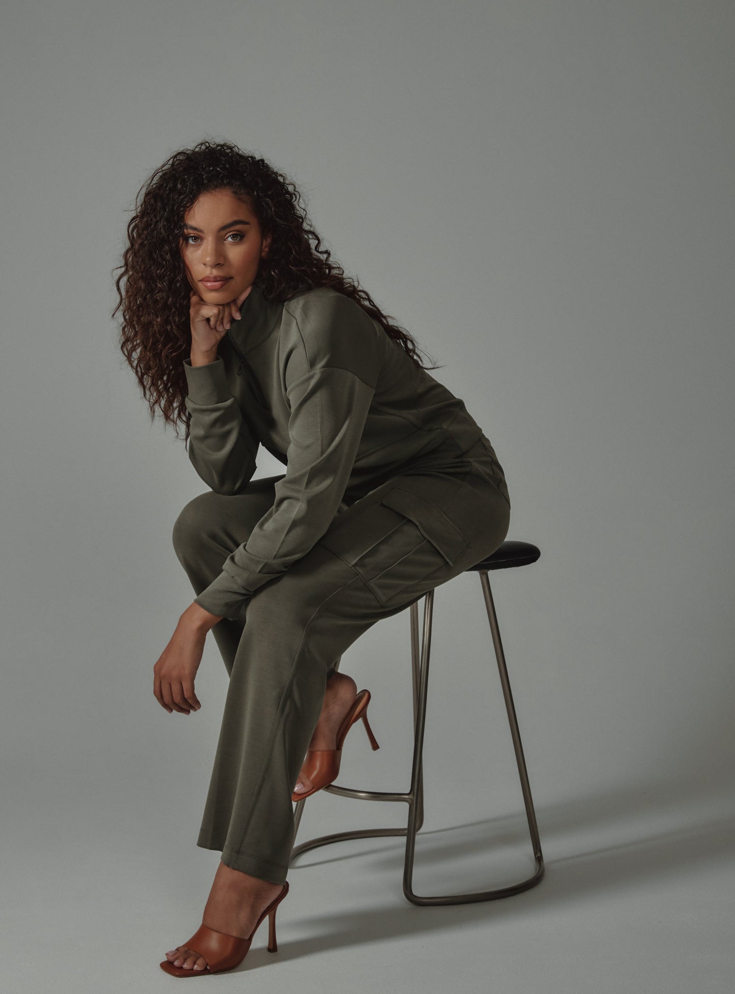 olive-3000
