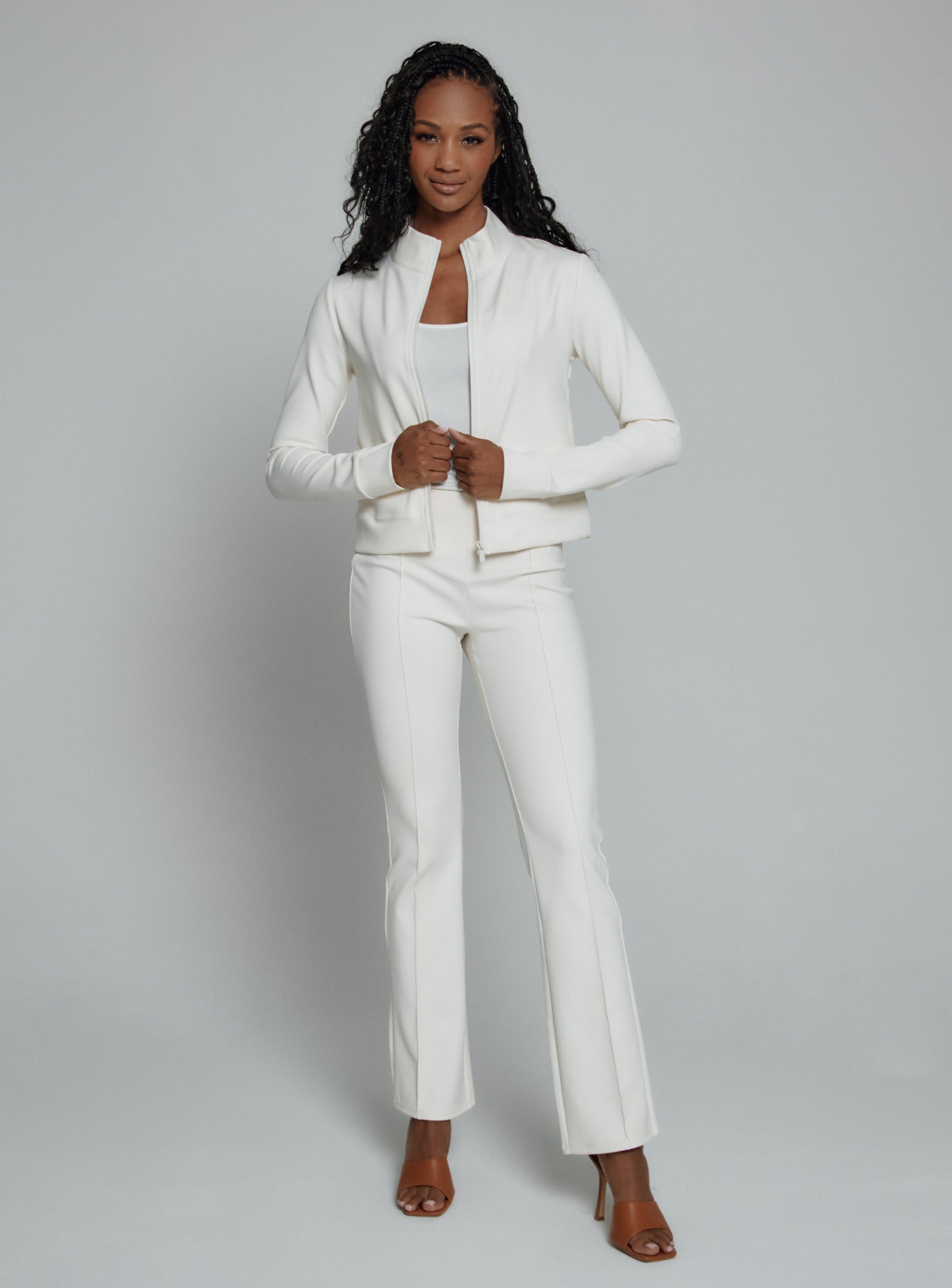 ivory-3001