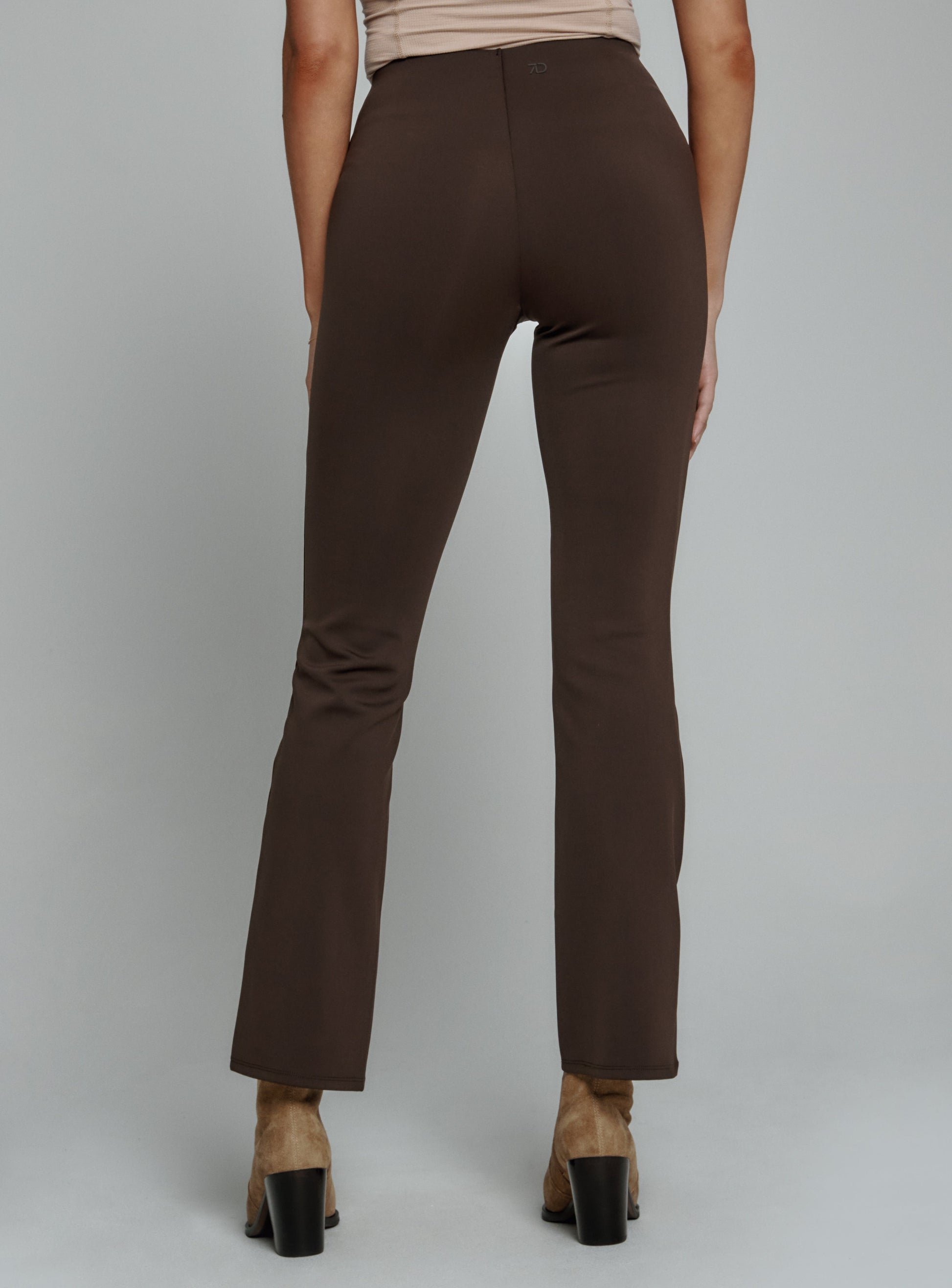 mocha-3001