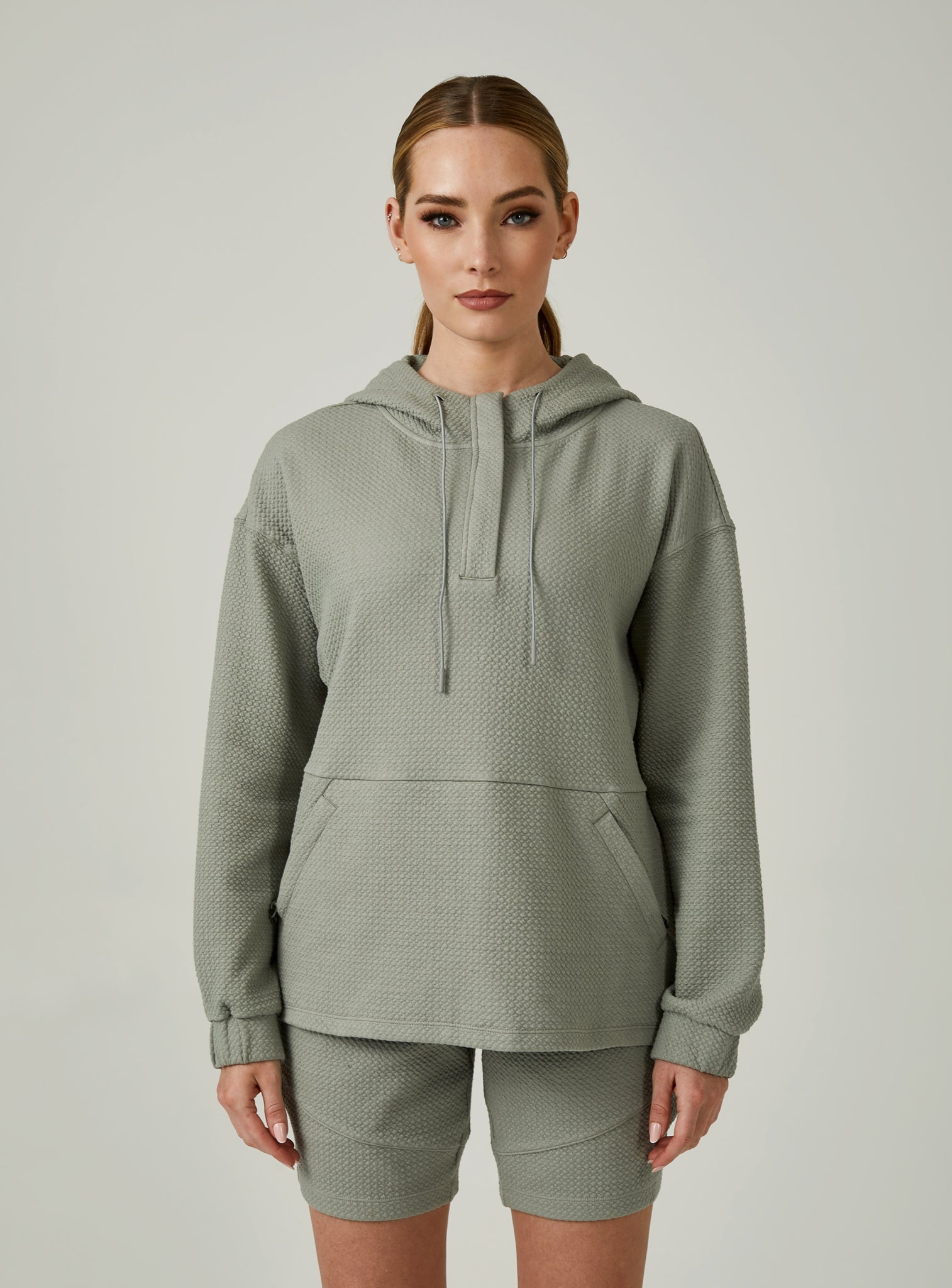light-sage-4002