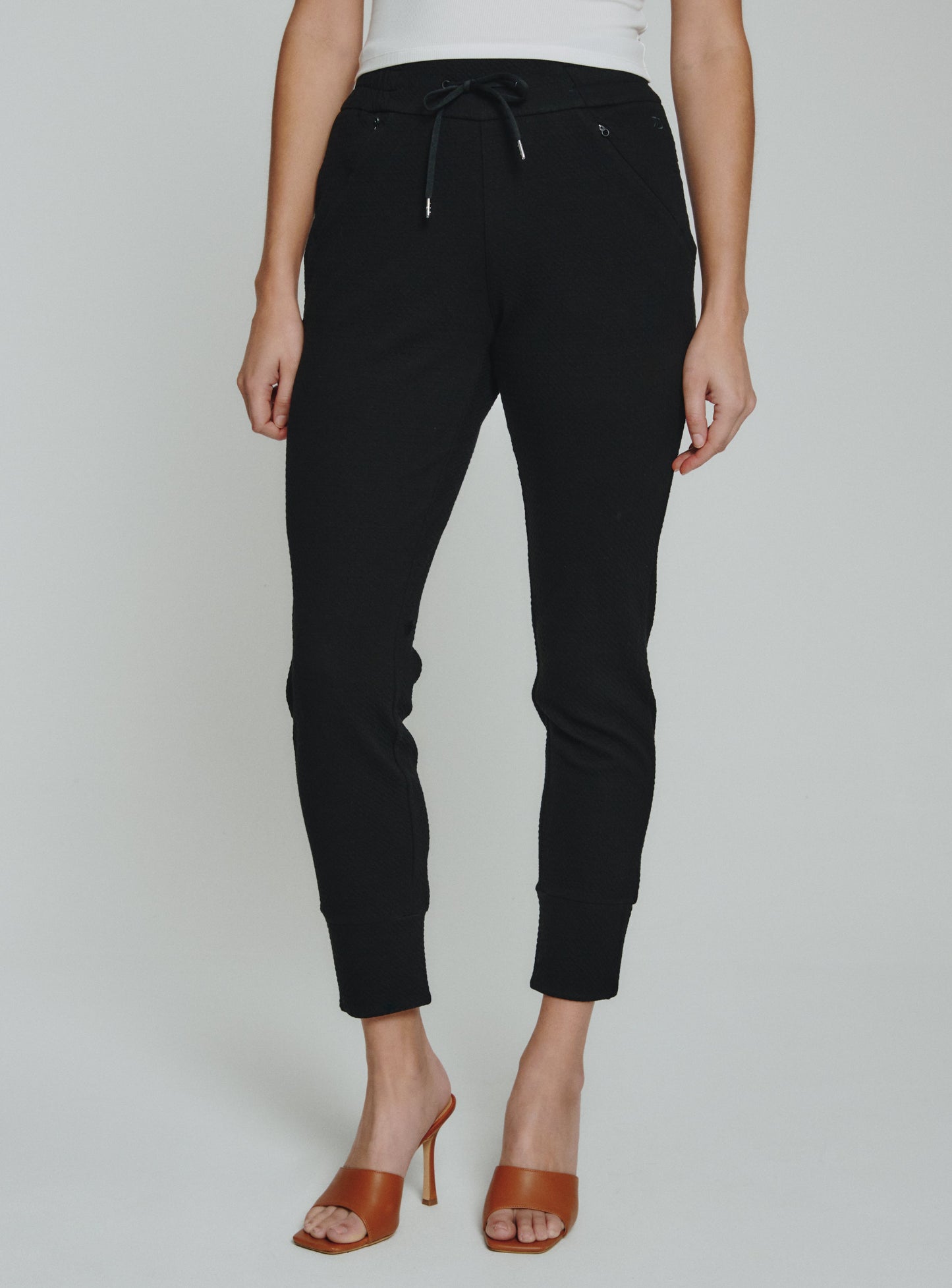 black-5001