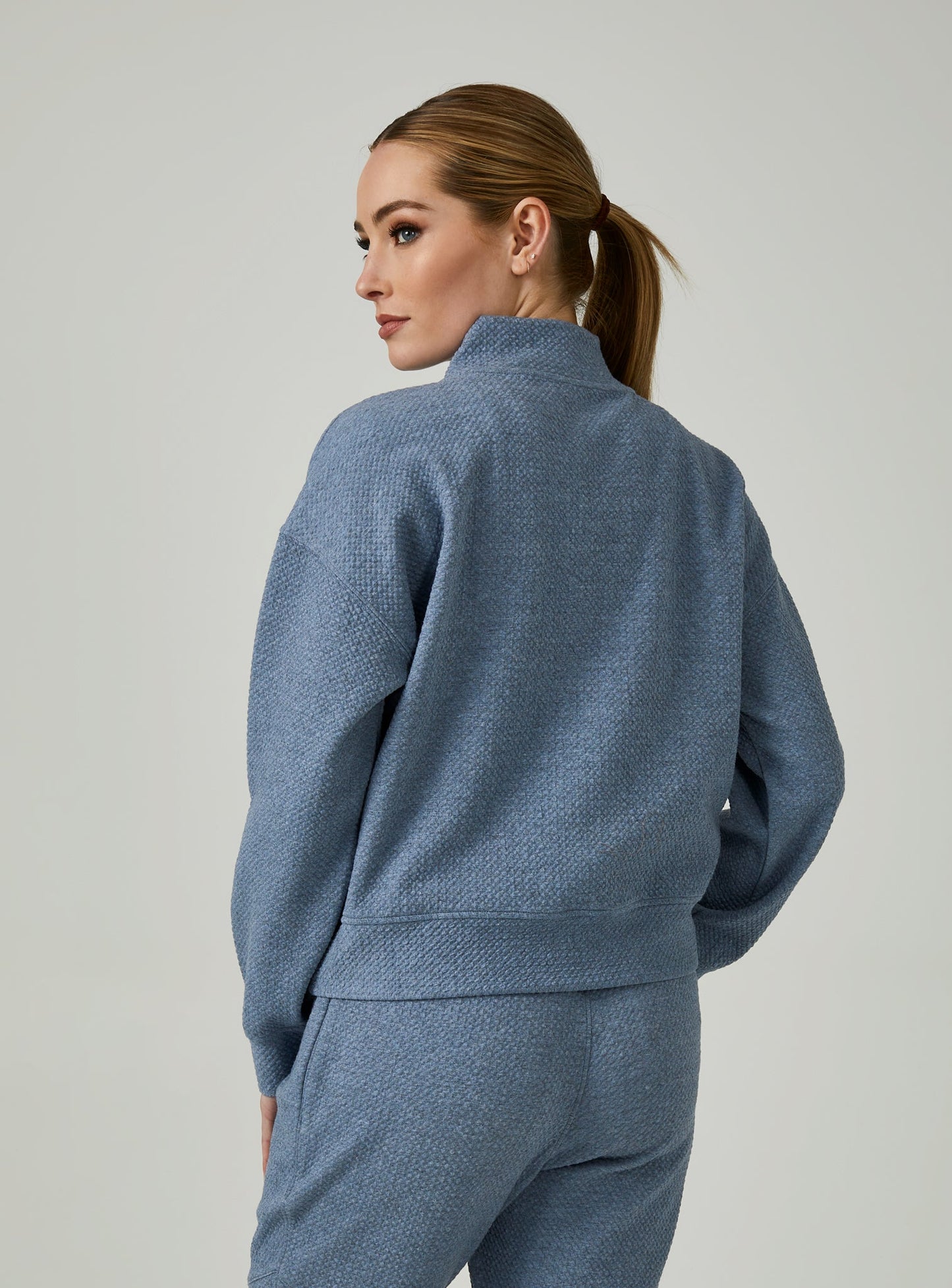 dusty-blue-7001
