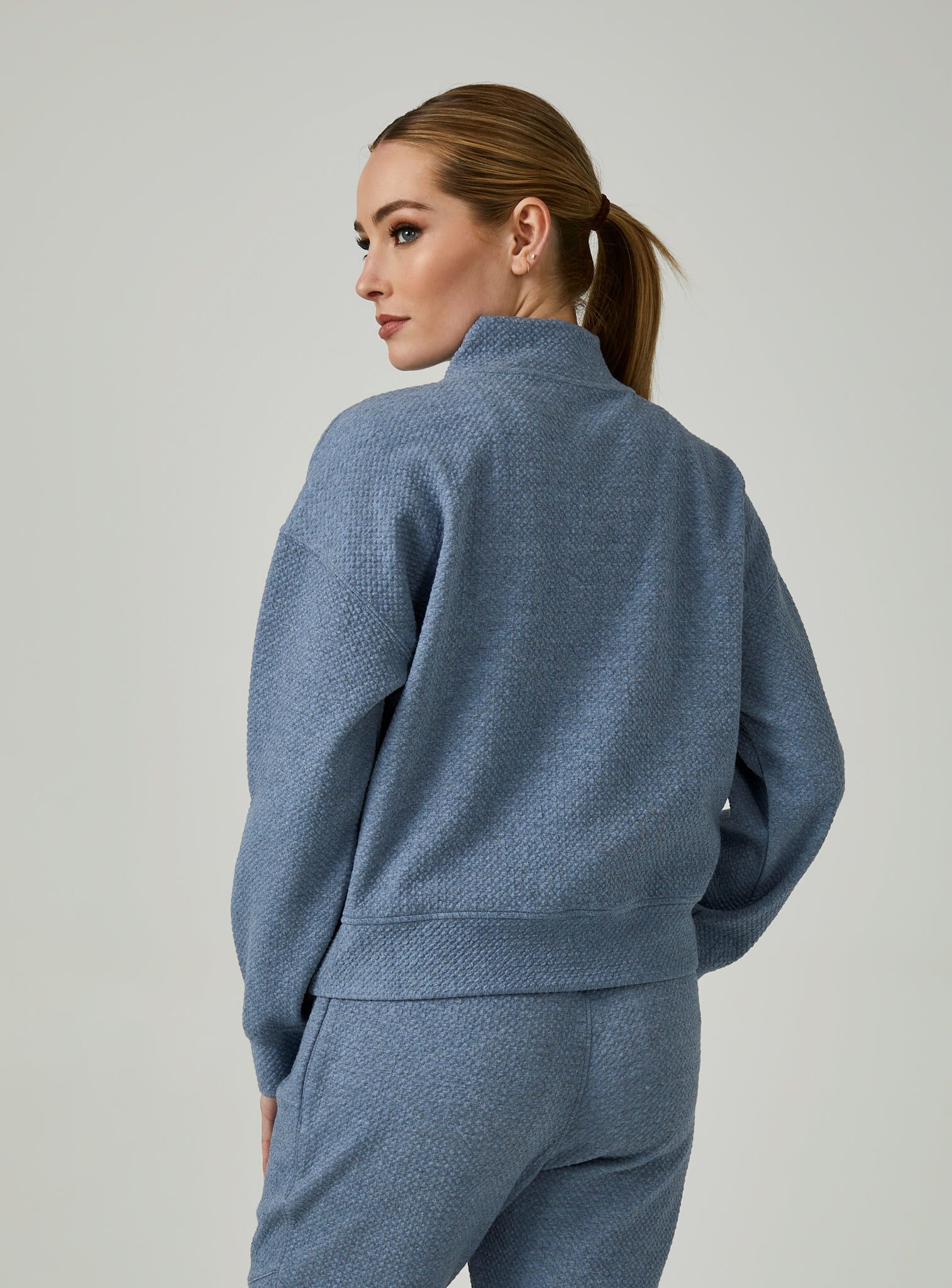 dusty-blue-7001